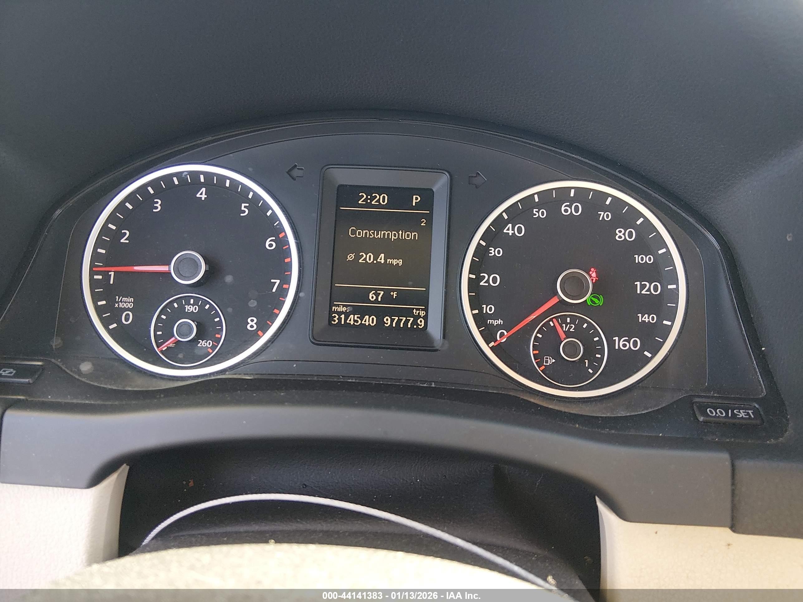 VOLKSWAGEN TIGUAN image 7