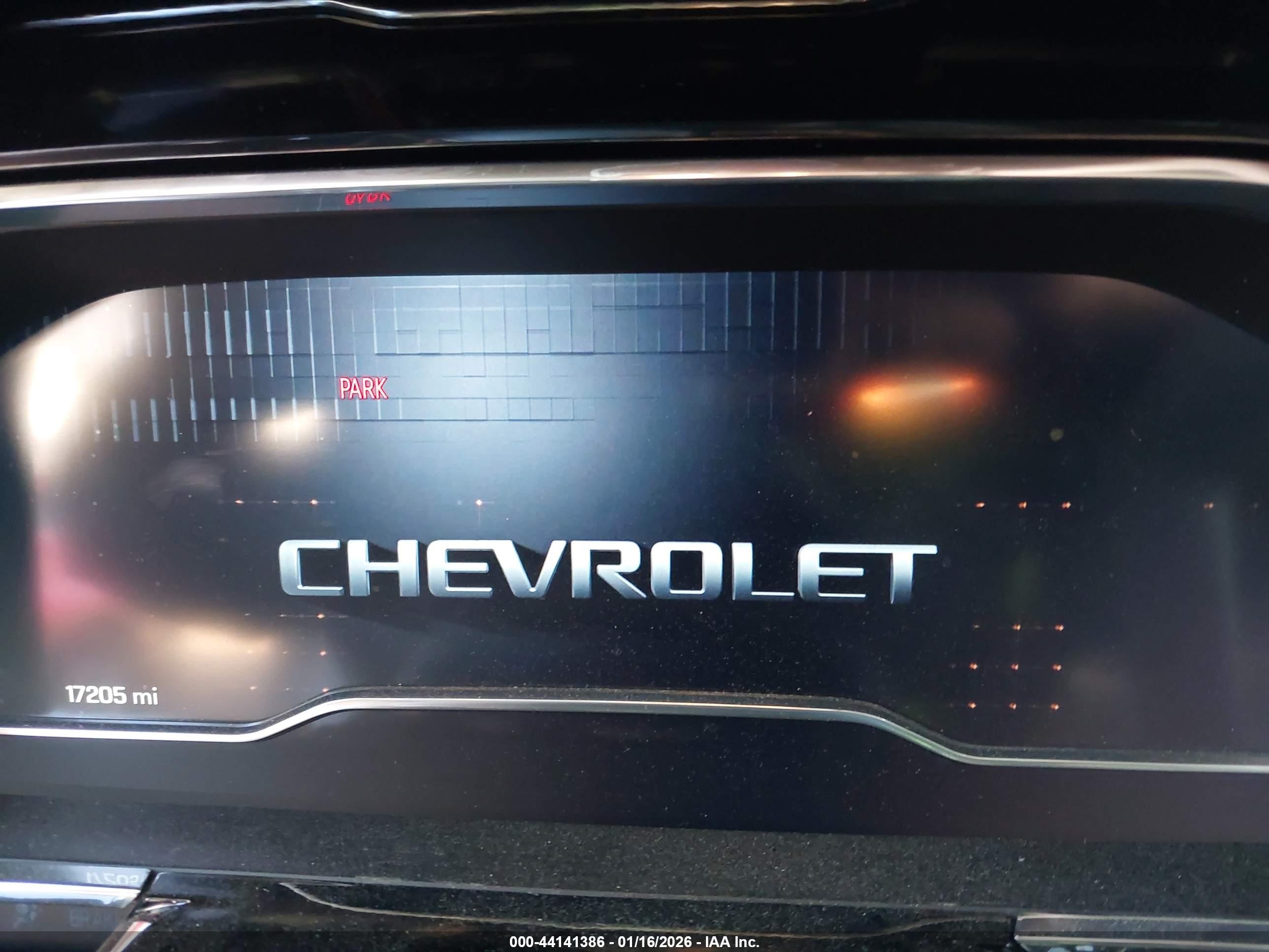 CHEVROLET SILVERADO image 7