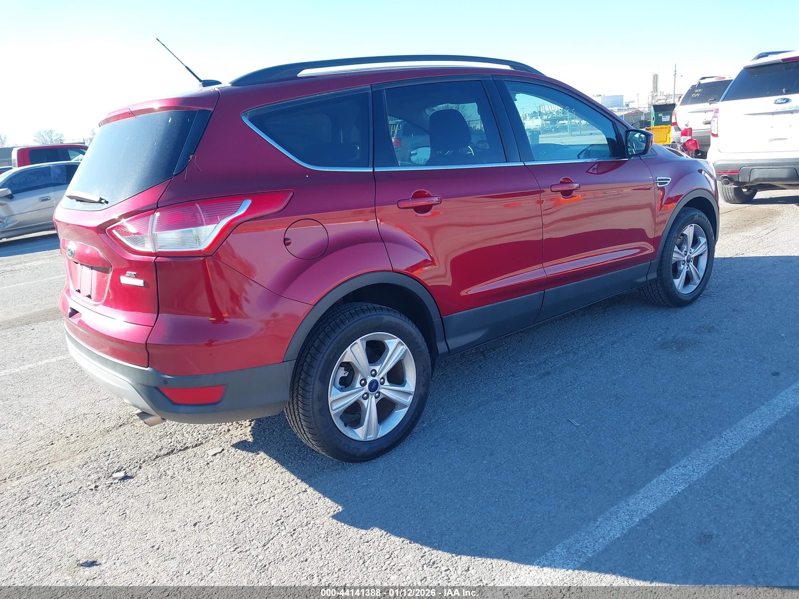 FORD ESCAPE image 4