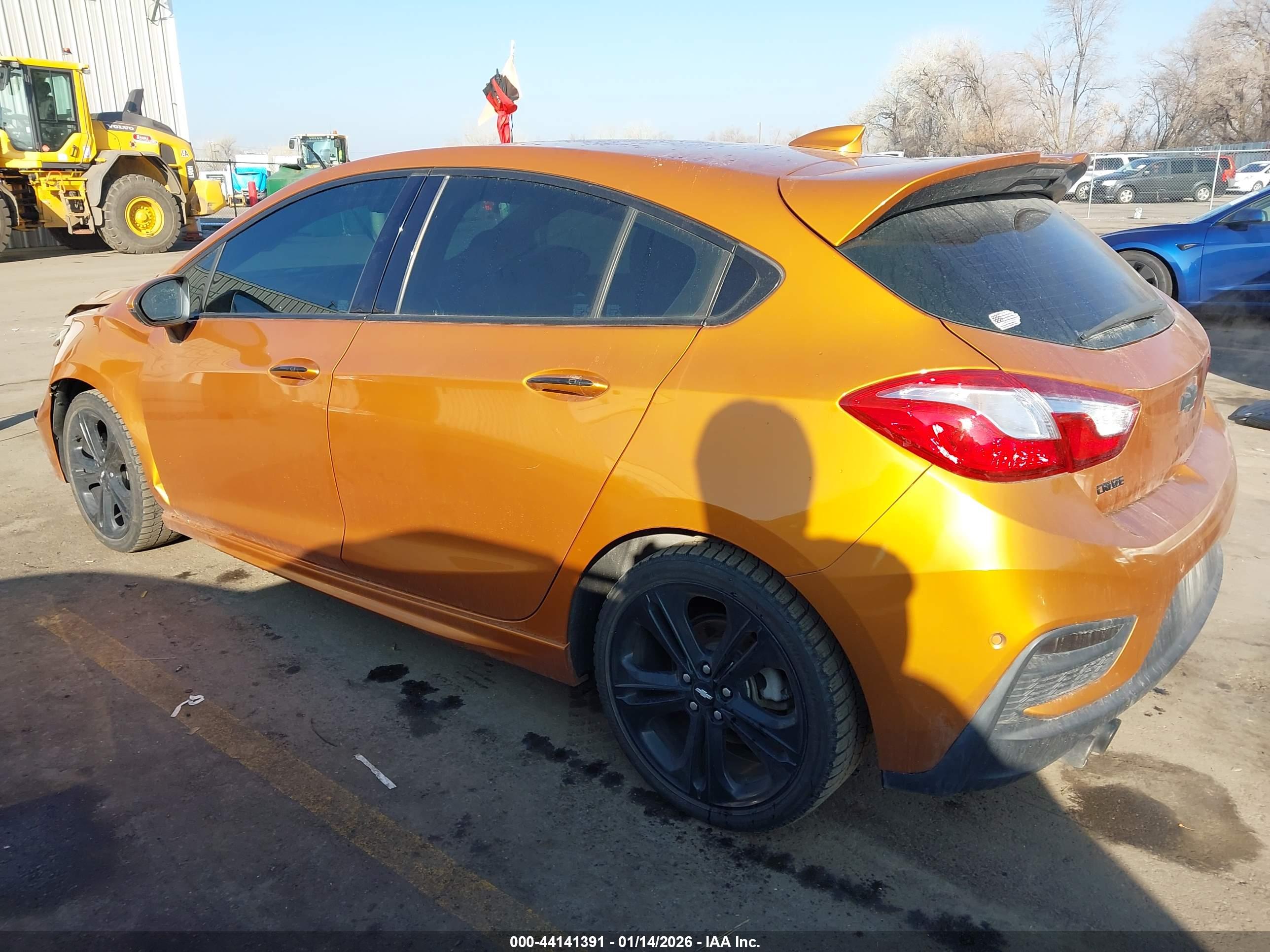 CHEVROLET CRUZE image 3