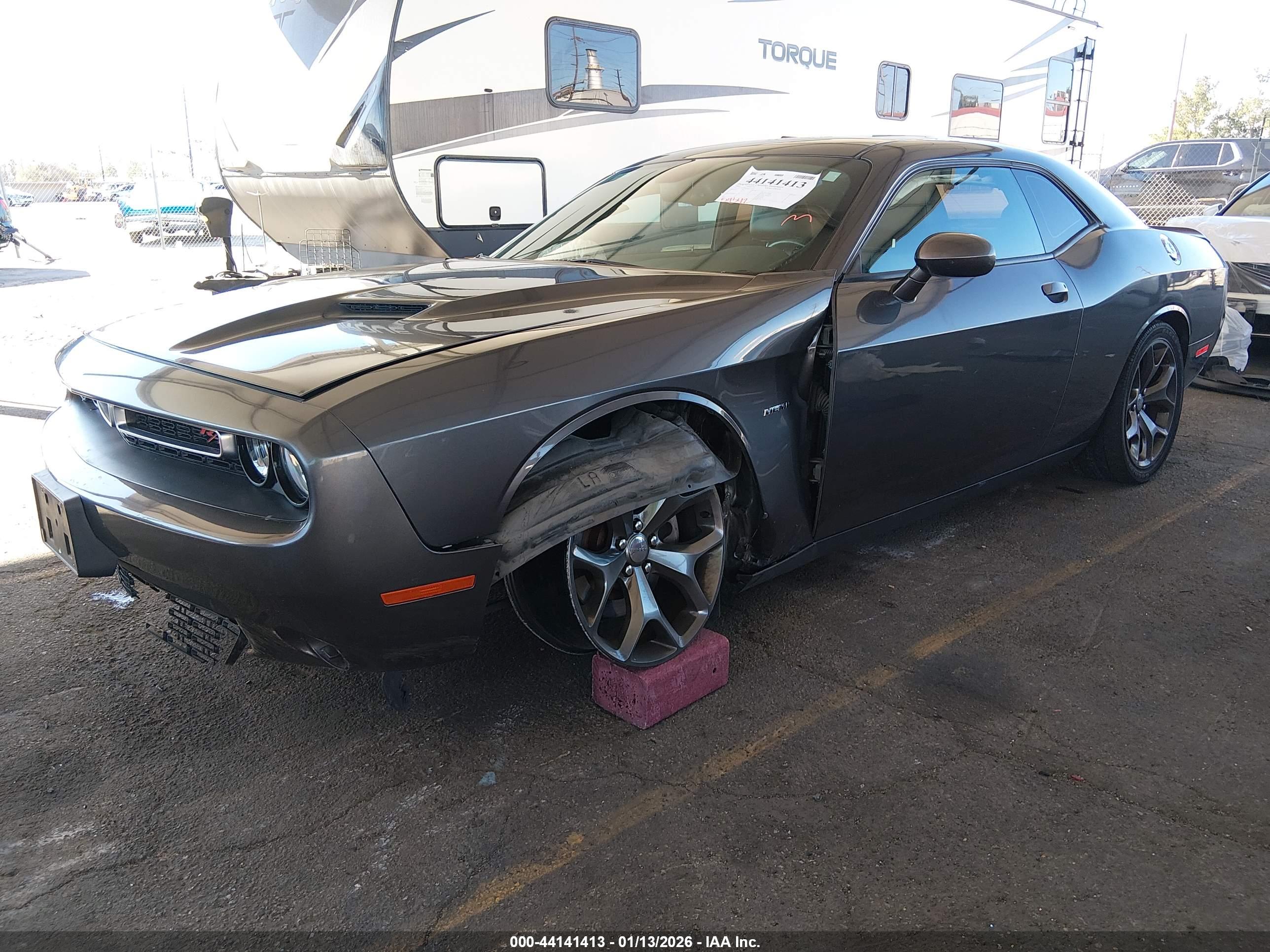 DODGE CHALLENGER image 2