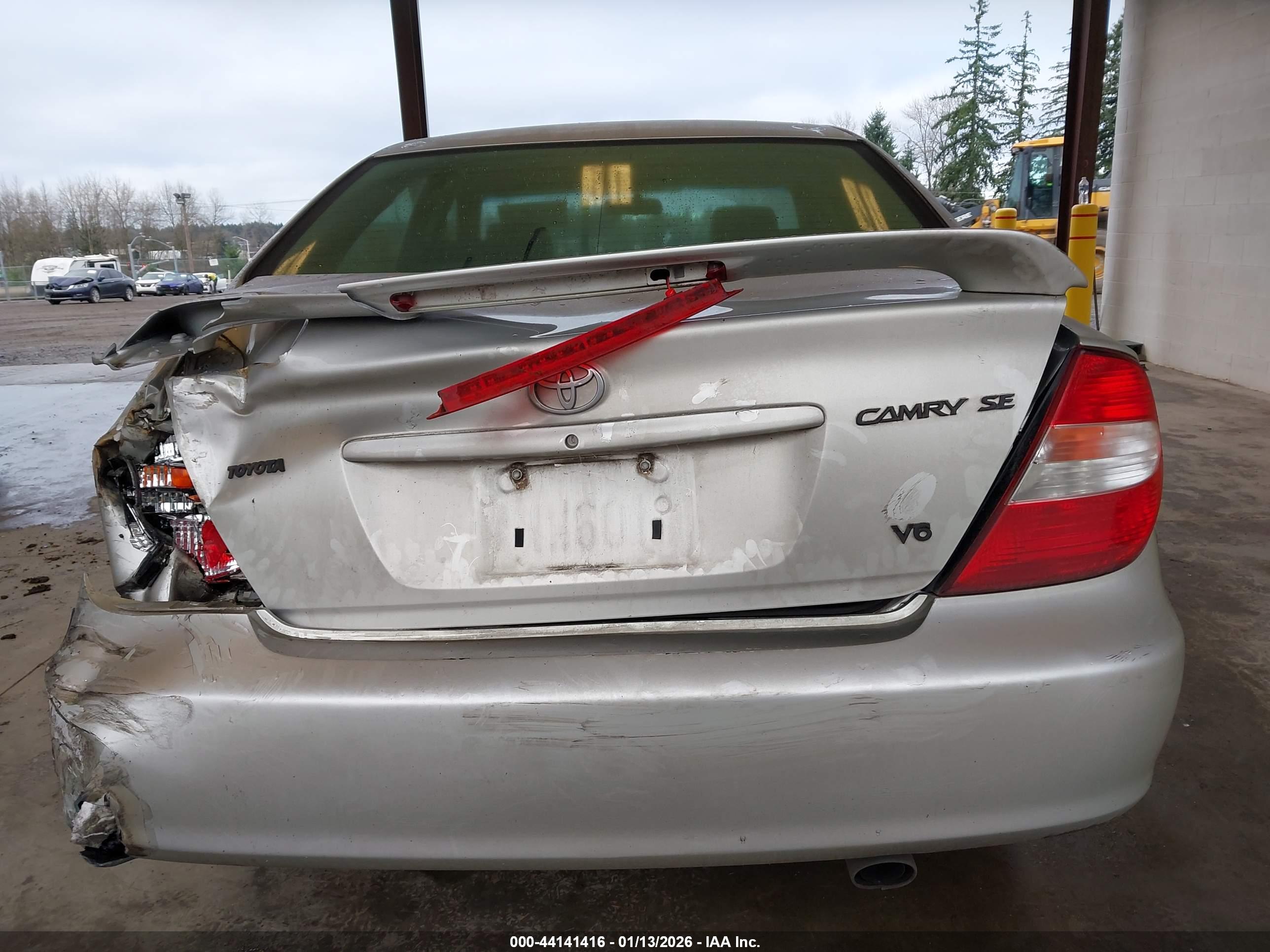 TOYOTA CAMRY image 6