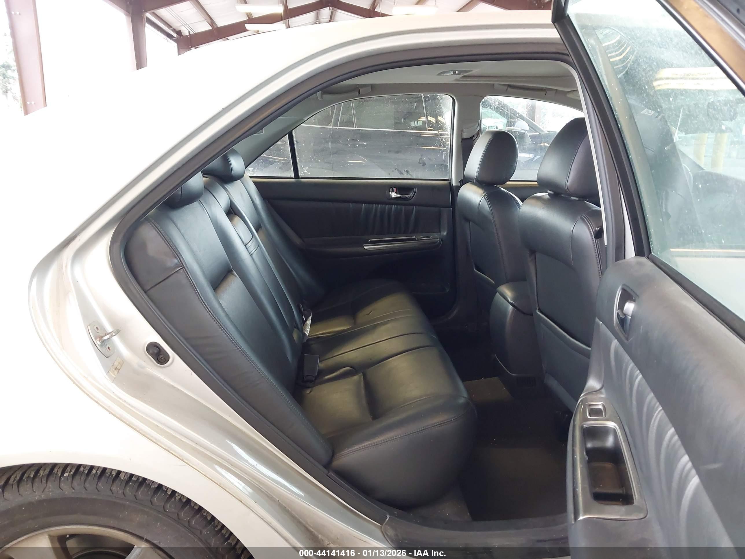 TOYOTA CAMRY image 8