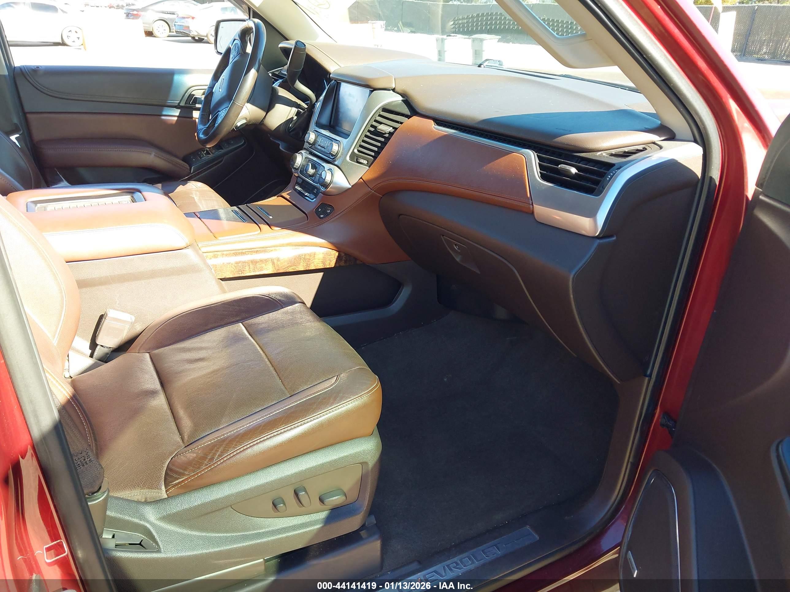 CHEVROLET TAHOE image 5