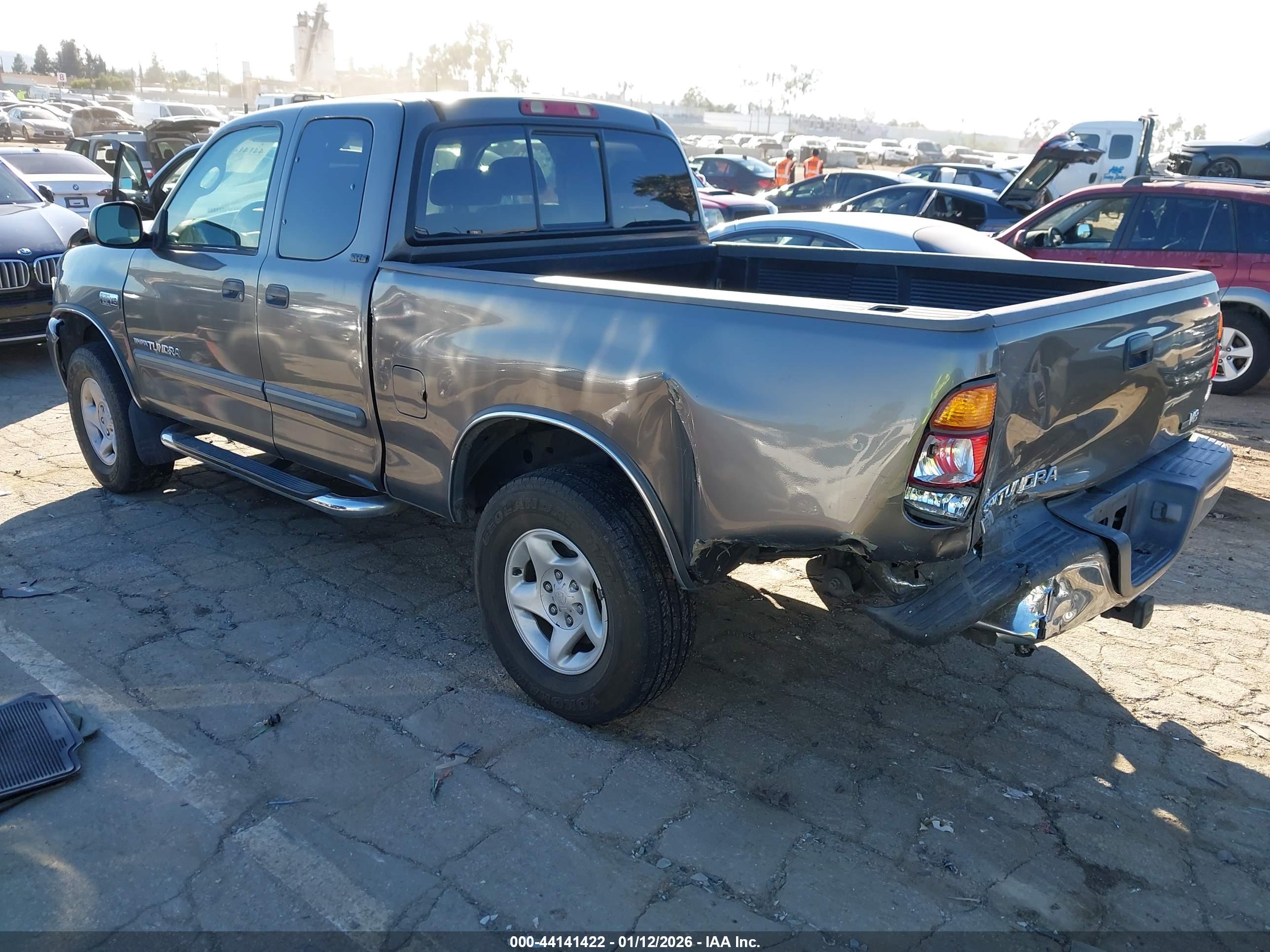 TOYOTA TUNDRA image 3