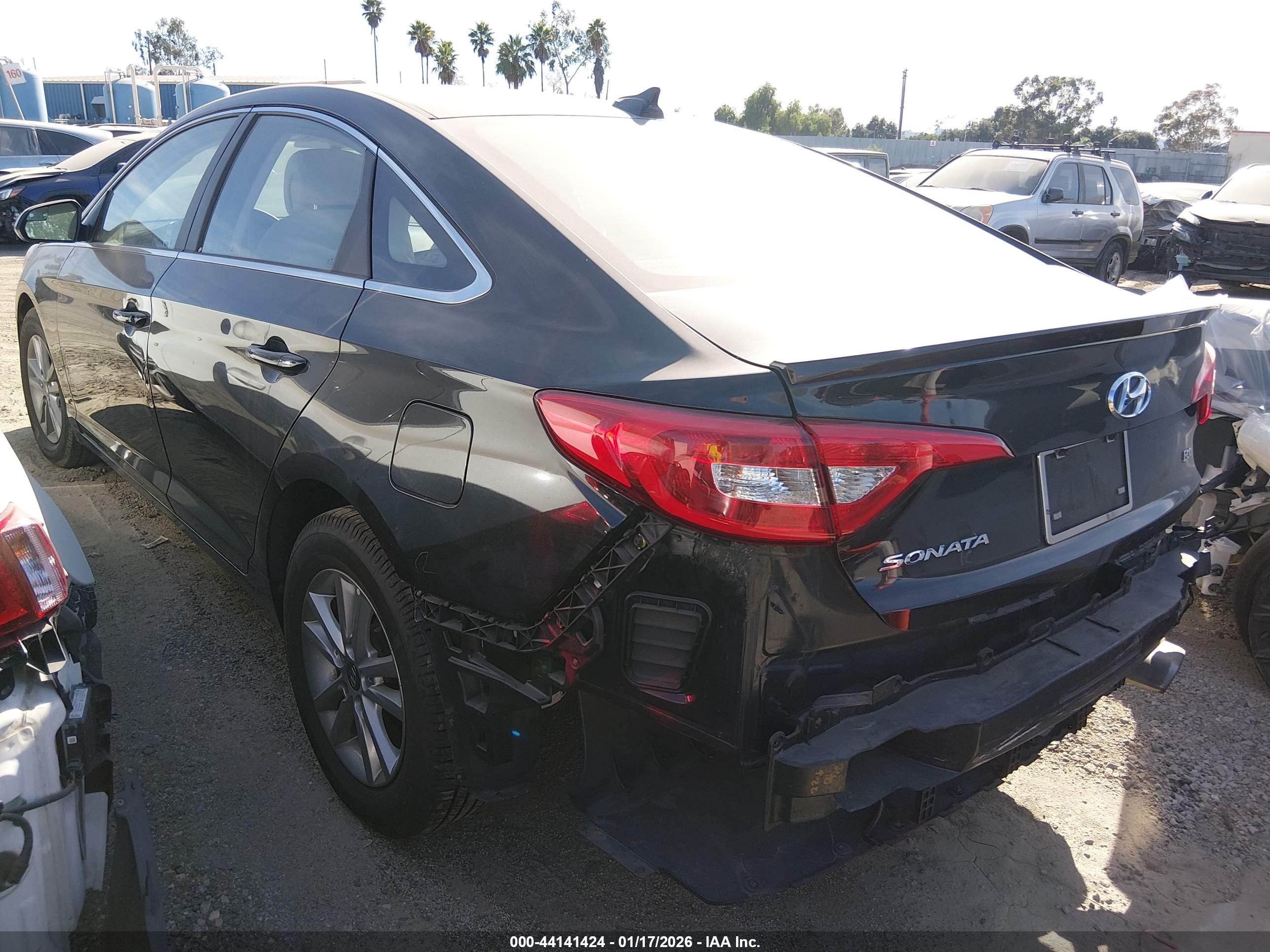 HYUNDAI SONATA image 3