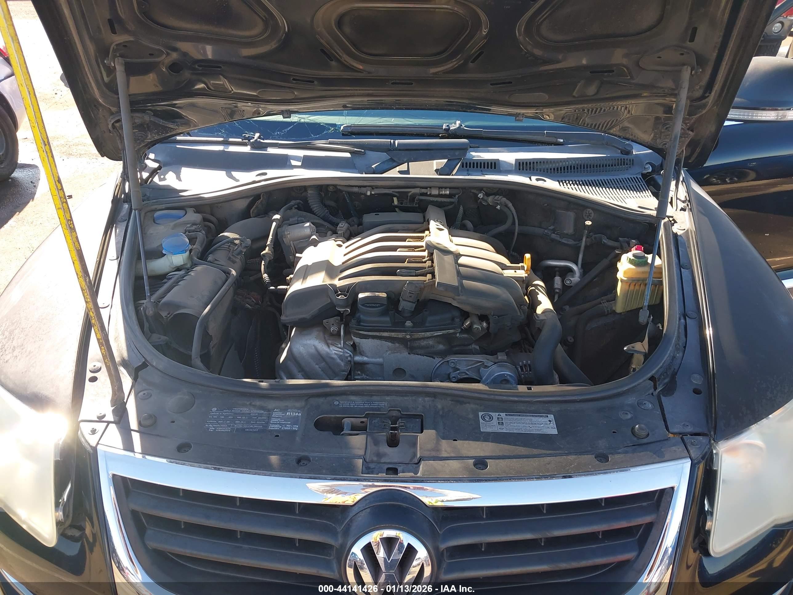 VOLKSWAGEN TOUAREG image 10