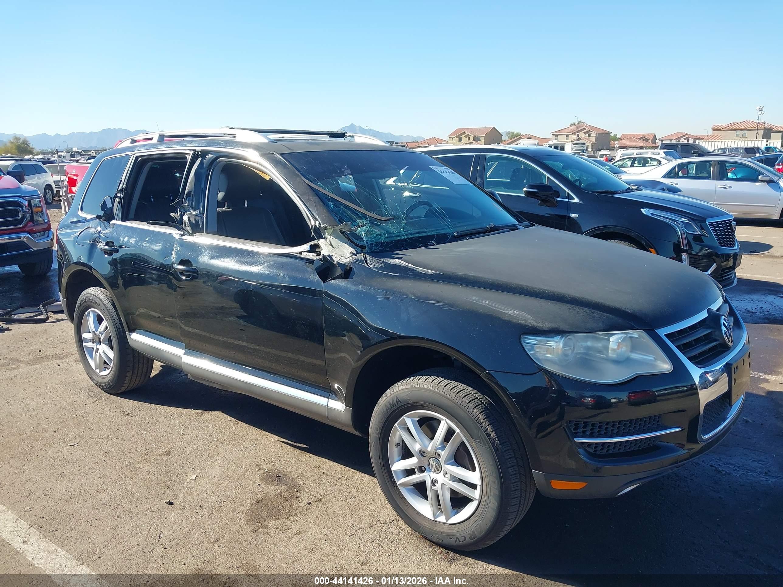 VOLKSWAGEN TOUAREG image 6