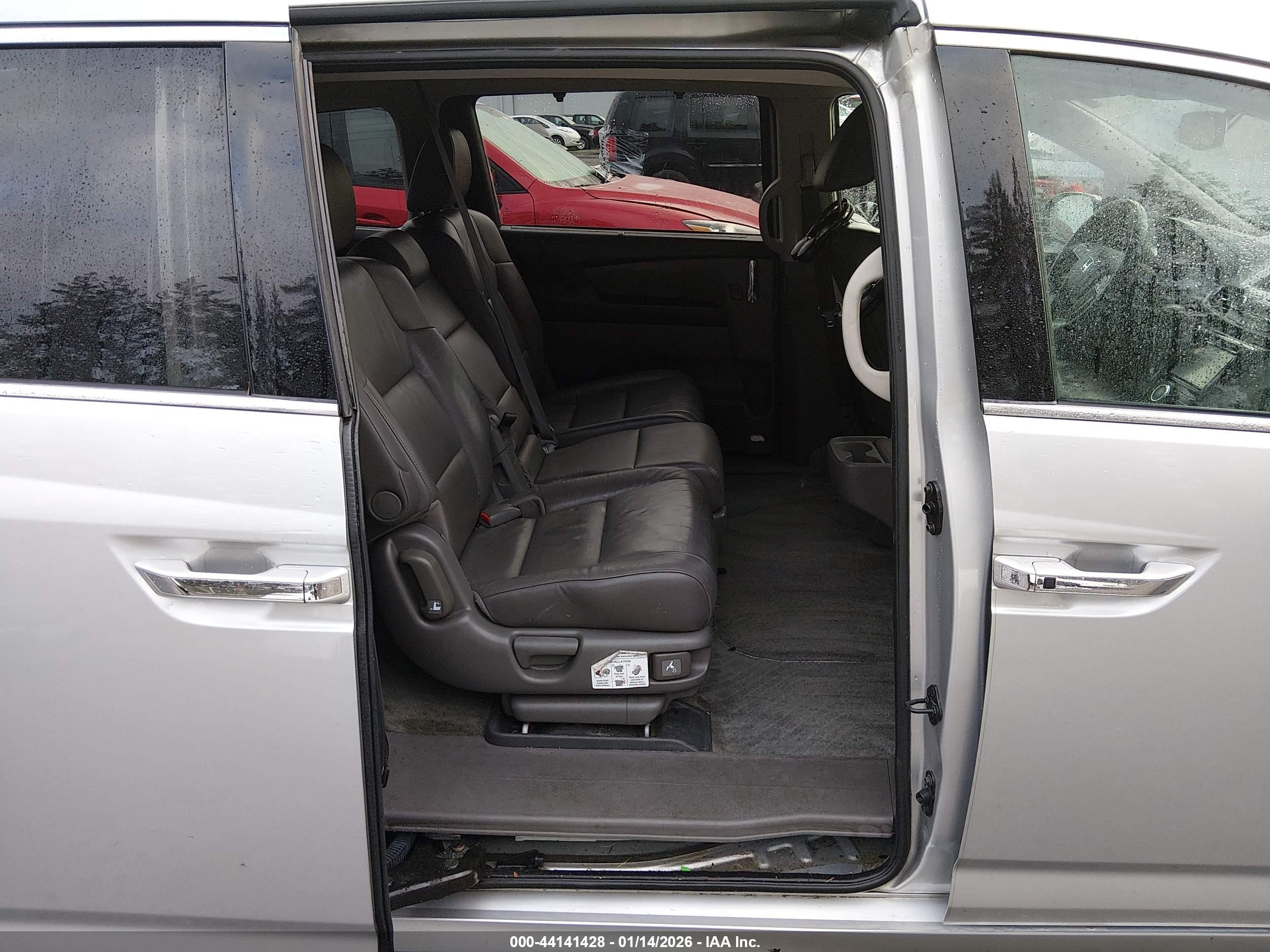 HONDA ODYSSEY image 8