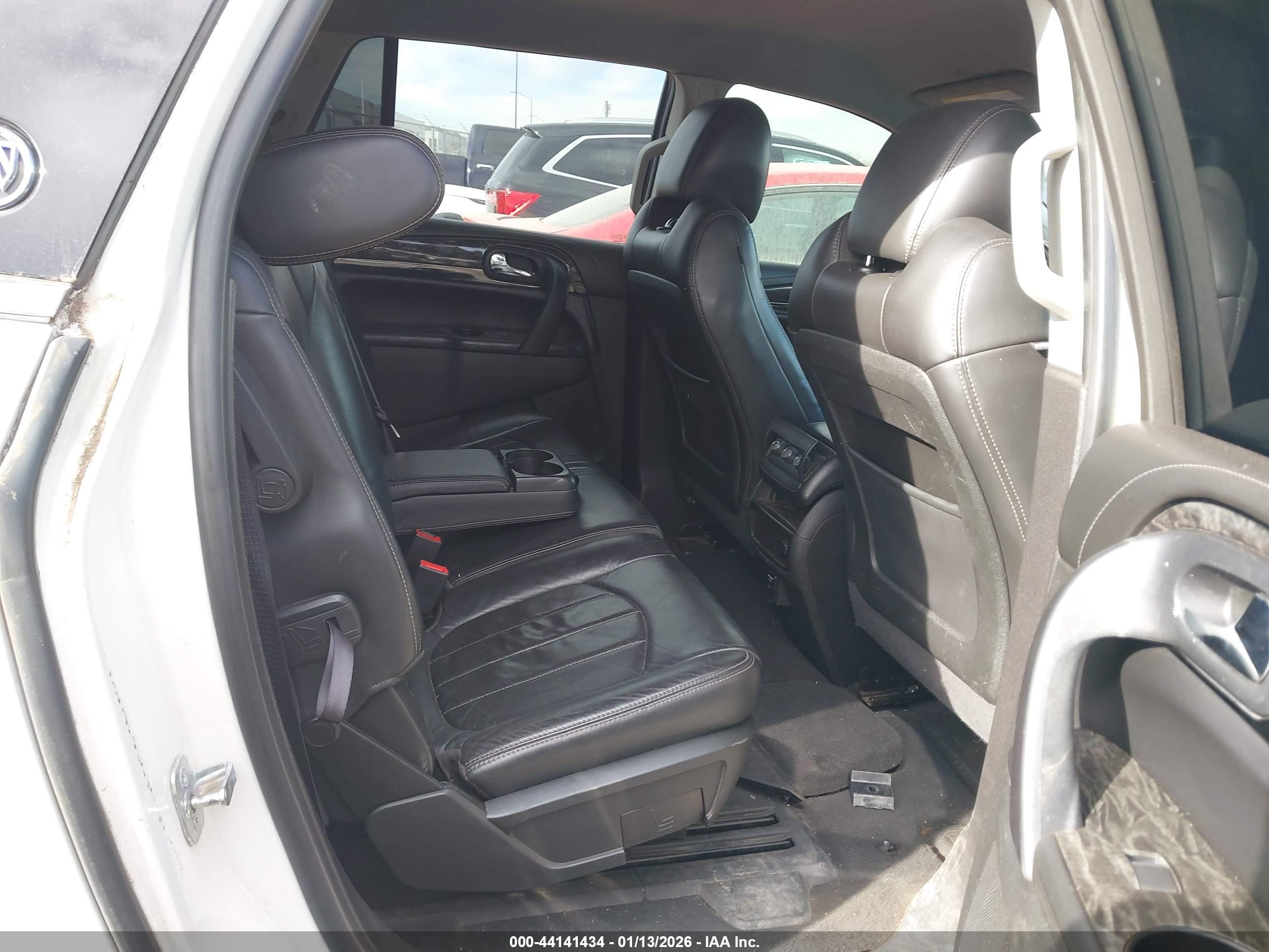BUICK ENCLAVE image 8