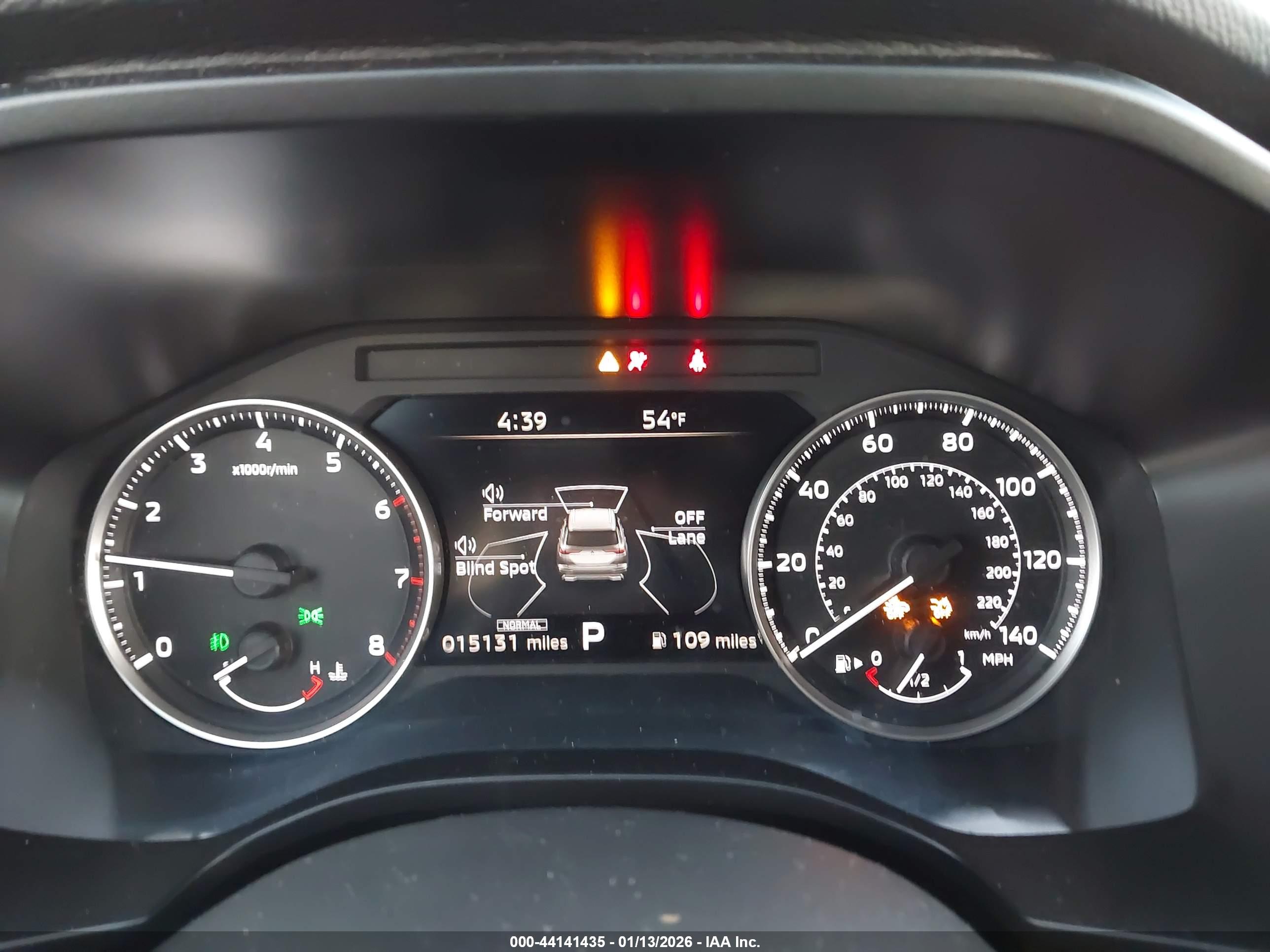 MITSUBISHI OUTLANDER image 7