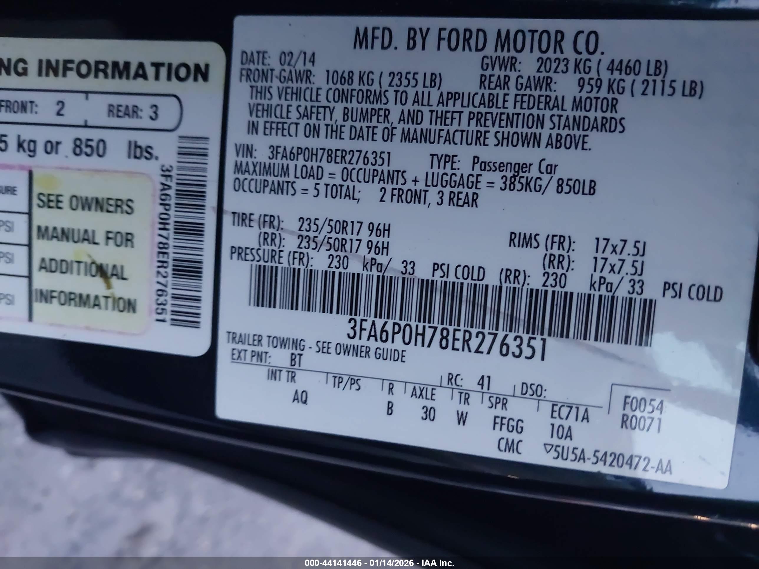FORD FUSION image 9