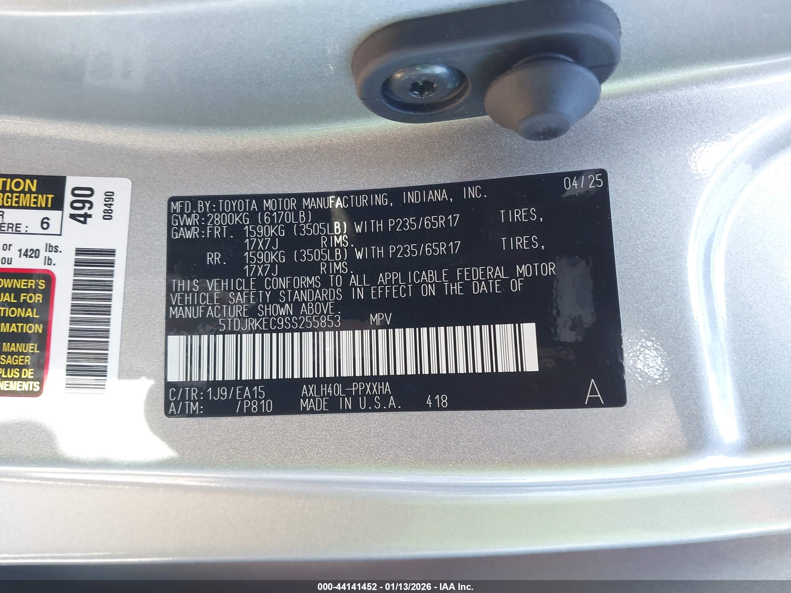 TOYOTA SIENNA image 9