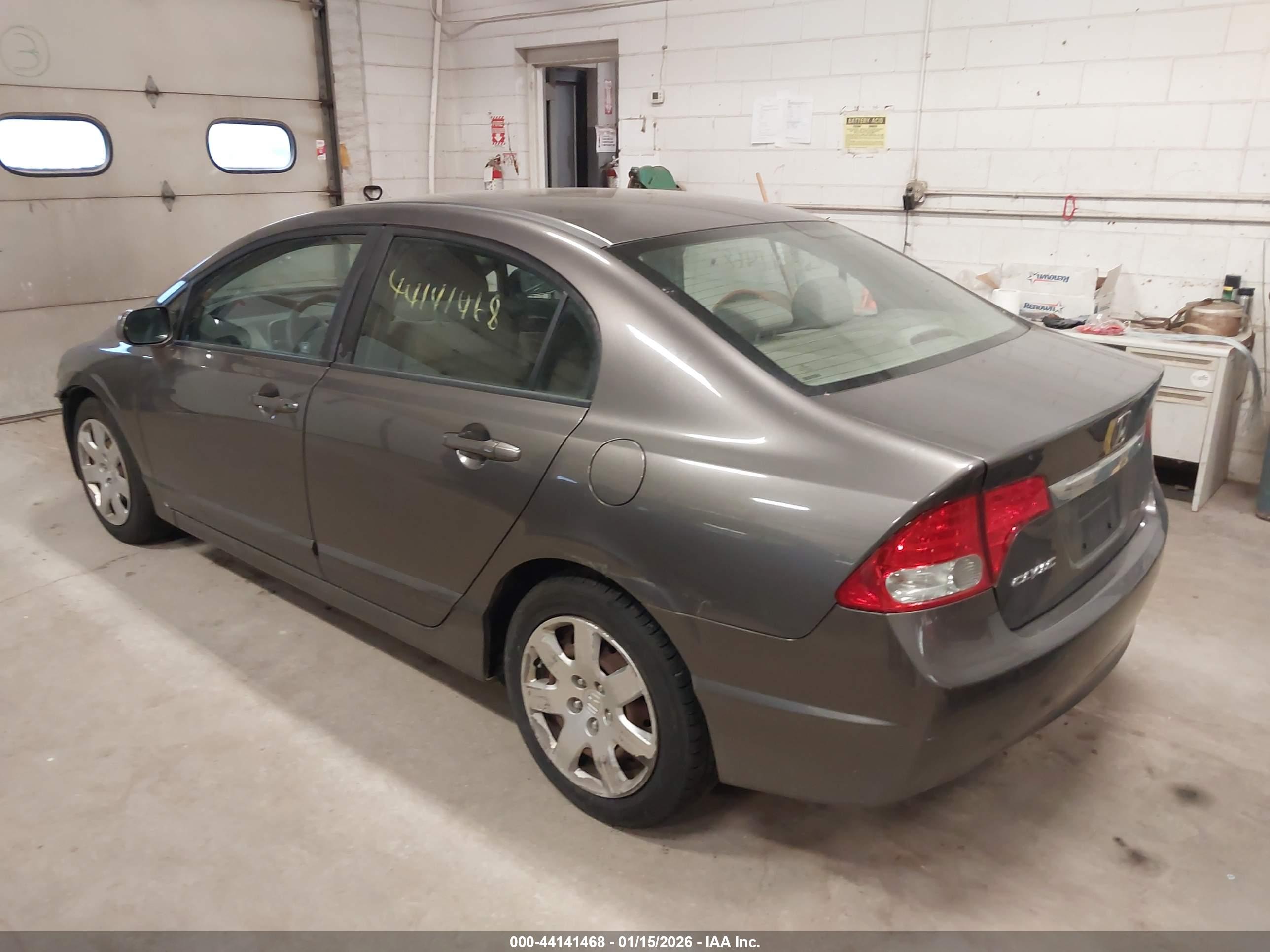 HONDA CIVIC image 3