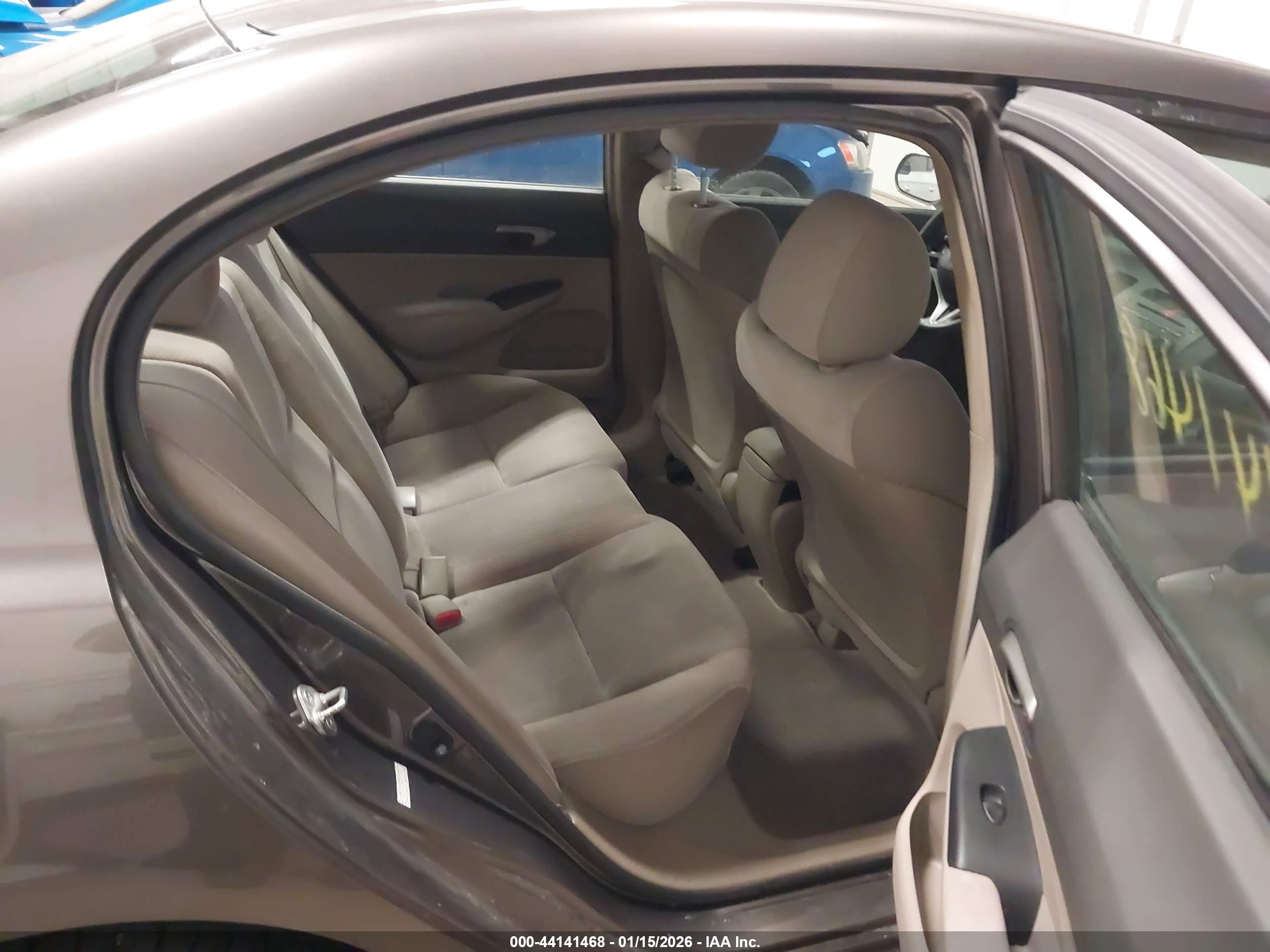 HONDA CIVIC image 8