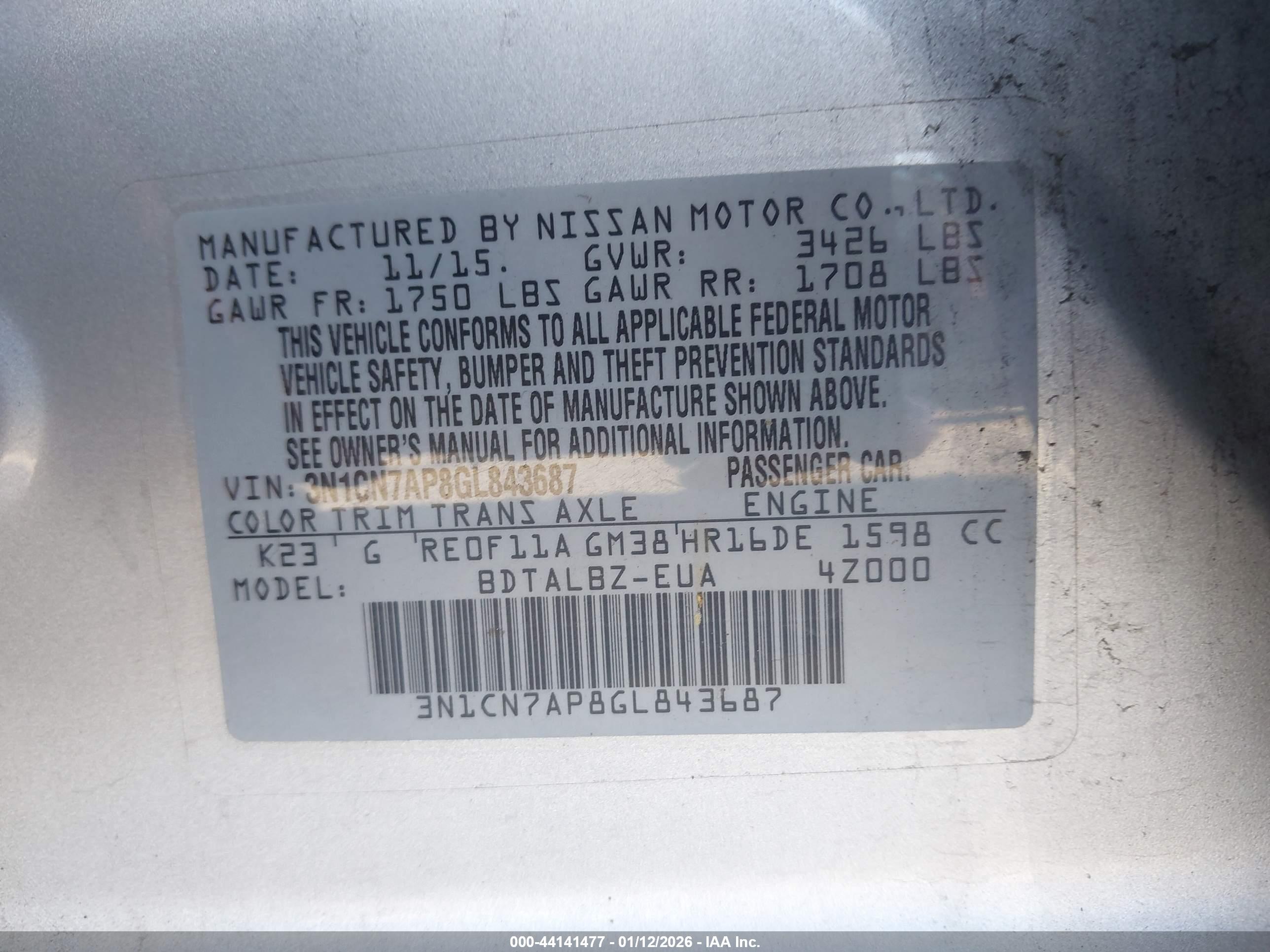 NISSAN VERSA image 9