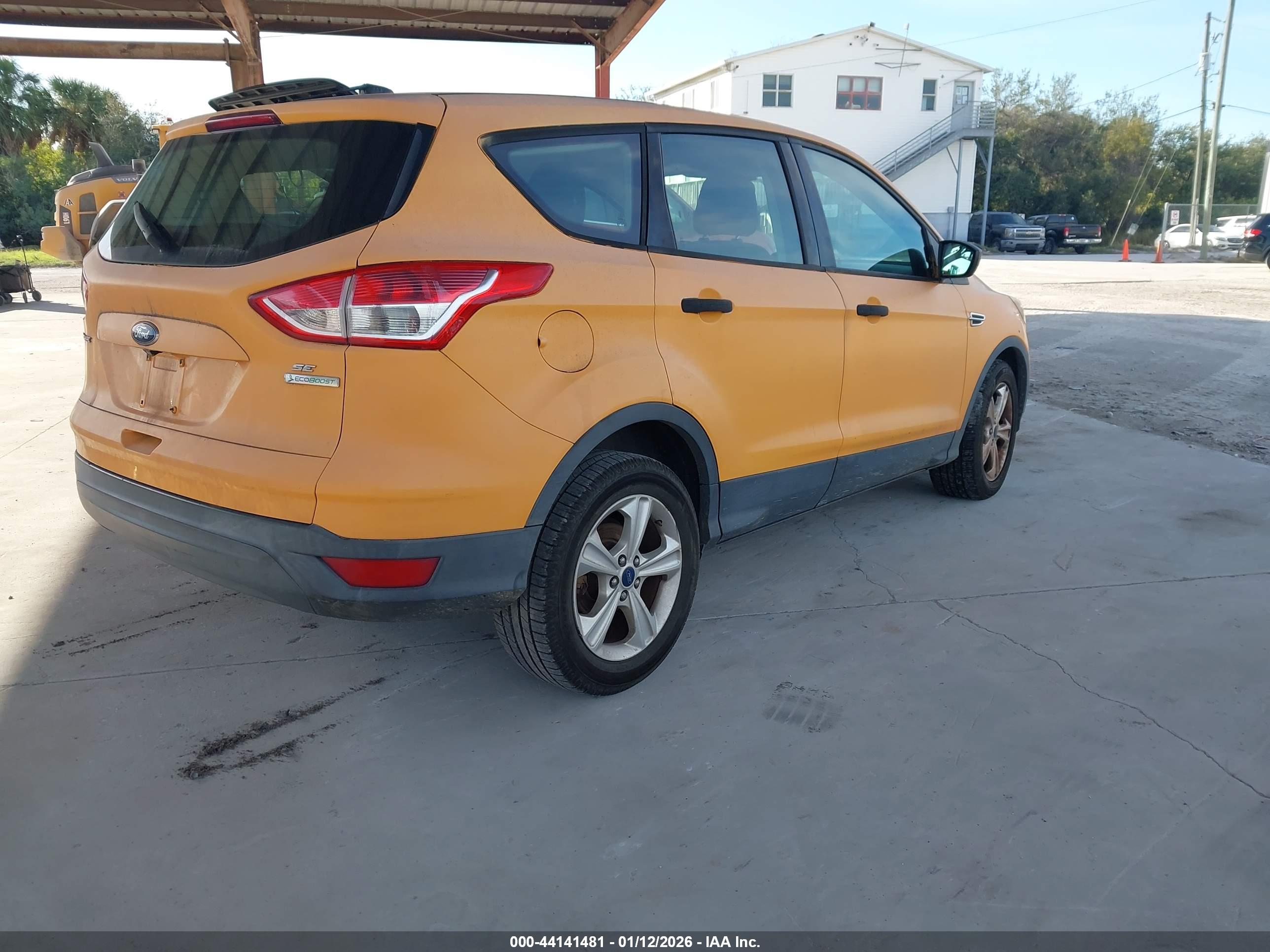FORD ESCAPE image 4