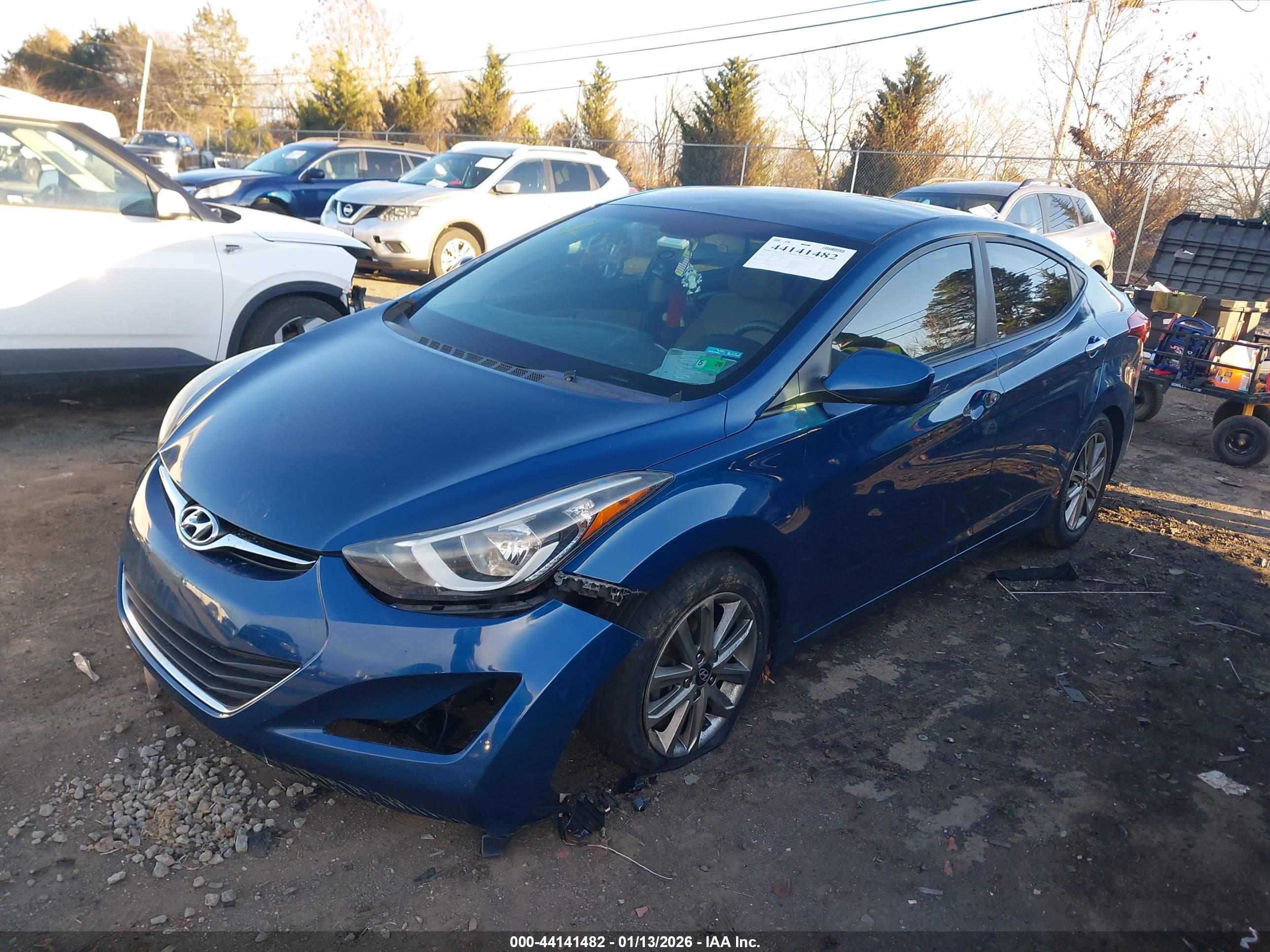 HYUNDAI ELANTRA image 2