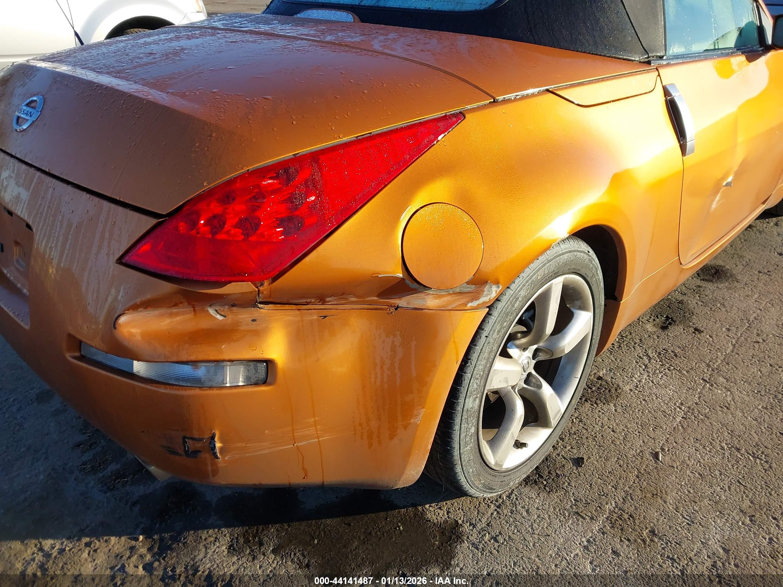 NISSAN 350Z image 6