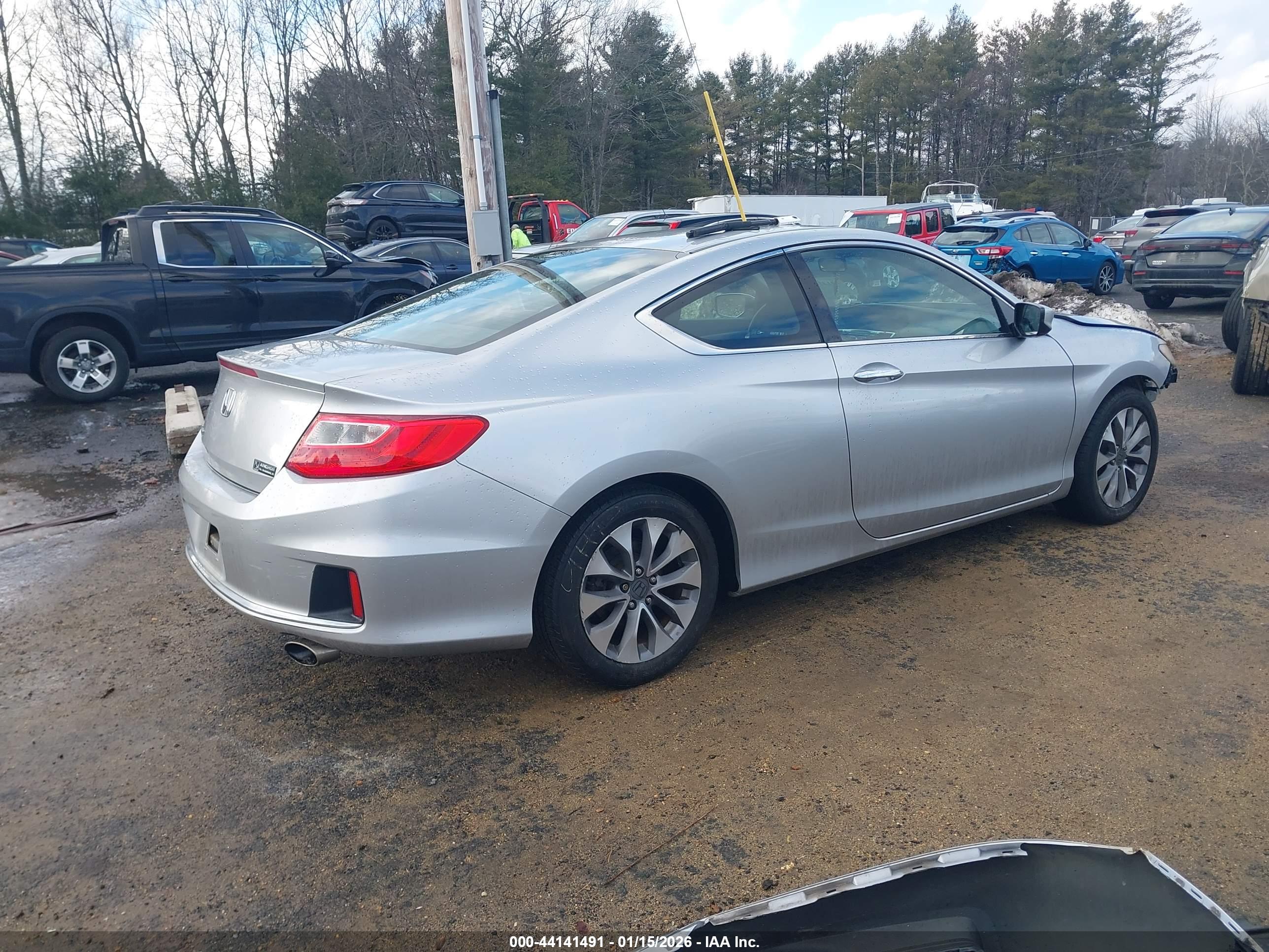 HONDA ACCORD image 4