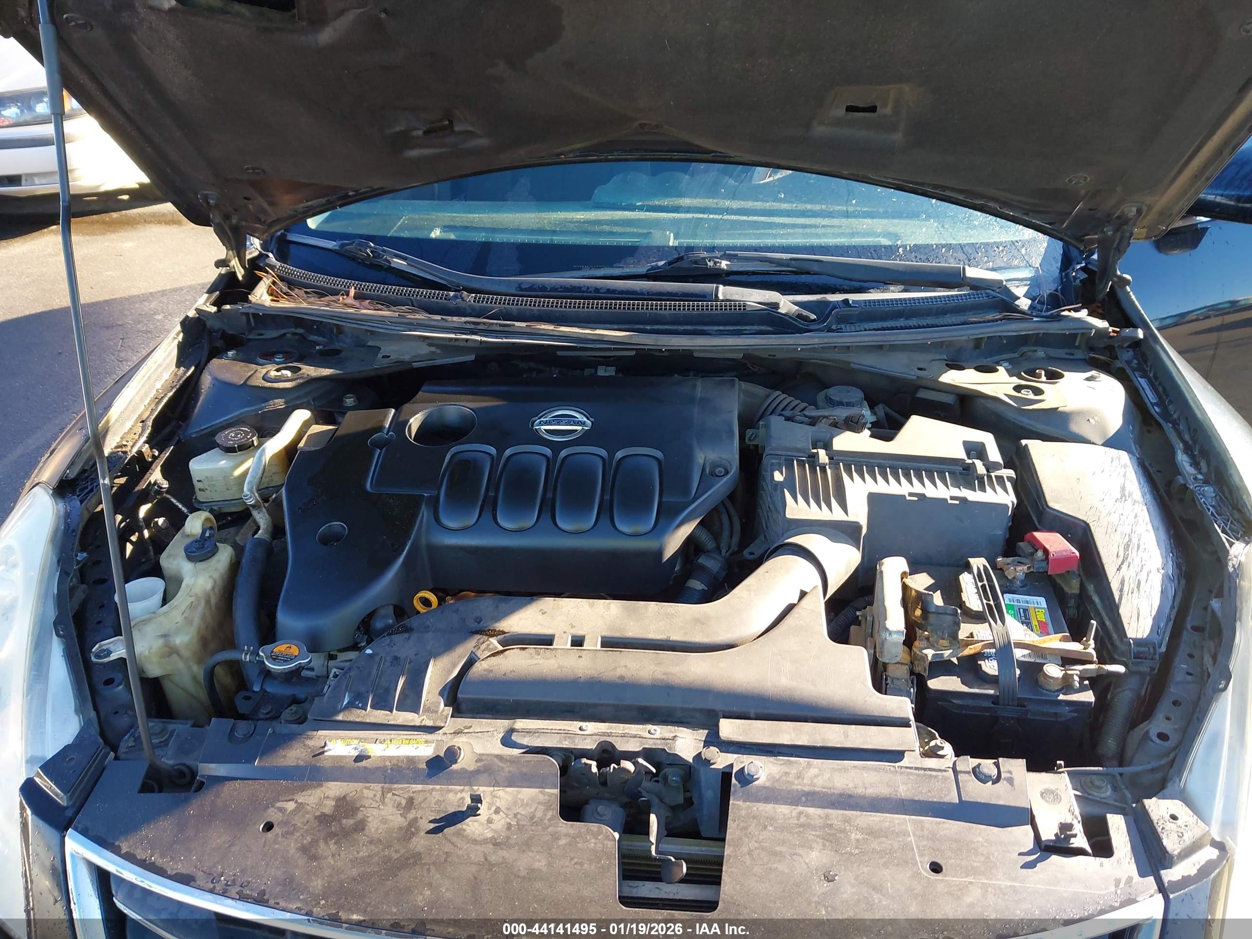 NISSAN ALTIMA image 10