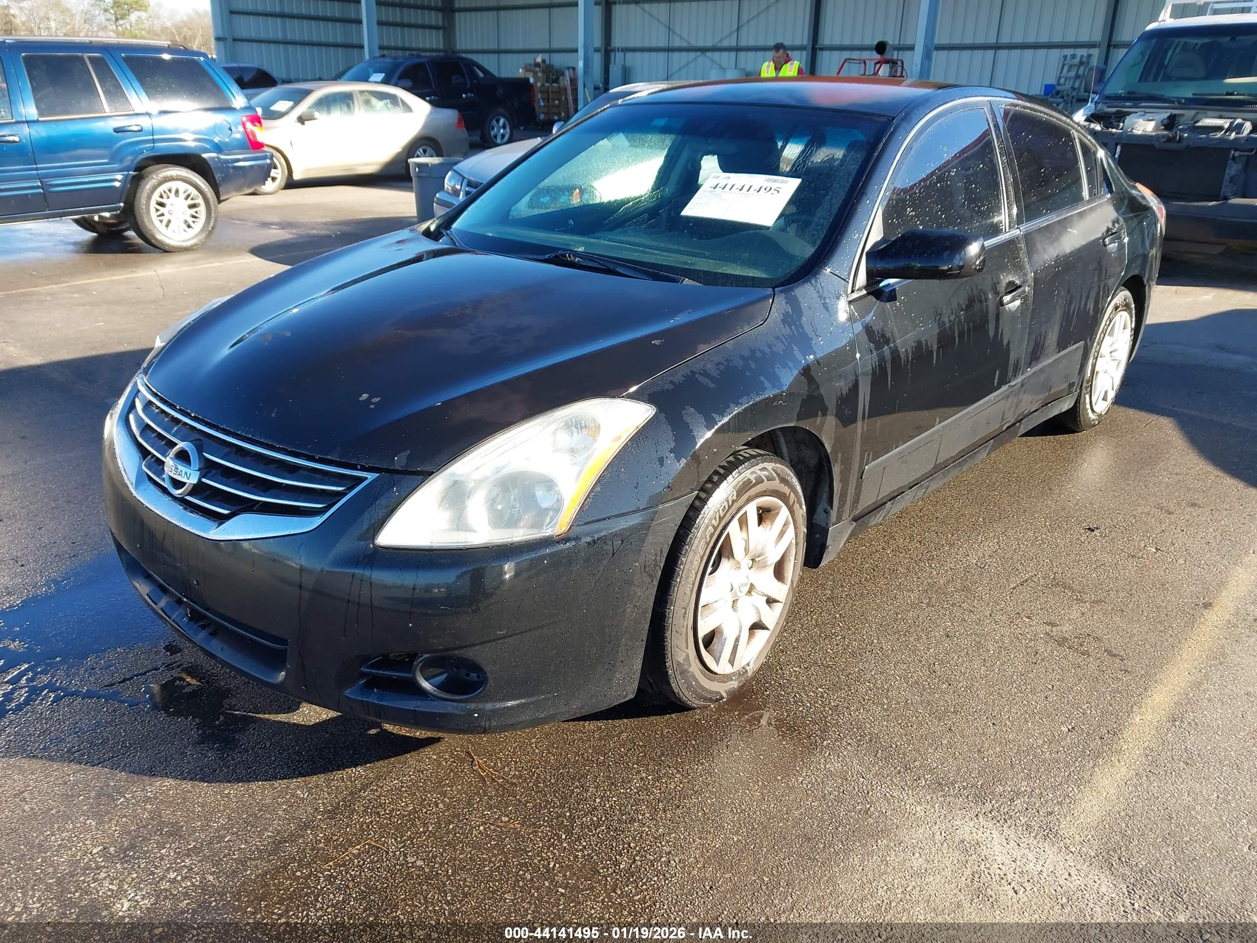NISSAN ALTIMA image 2