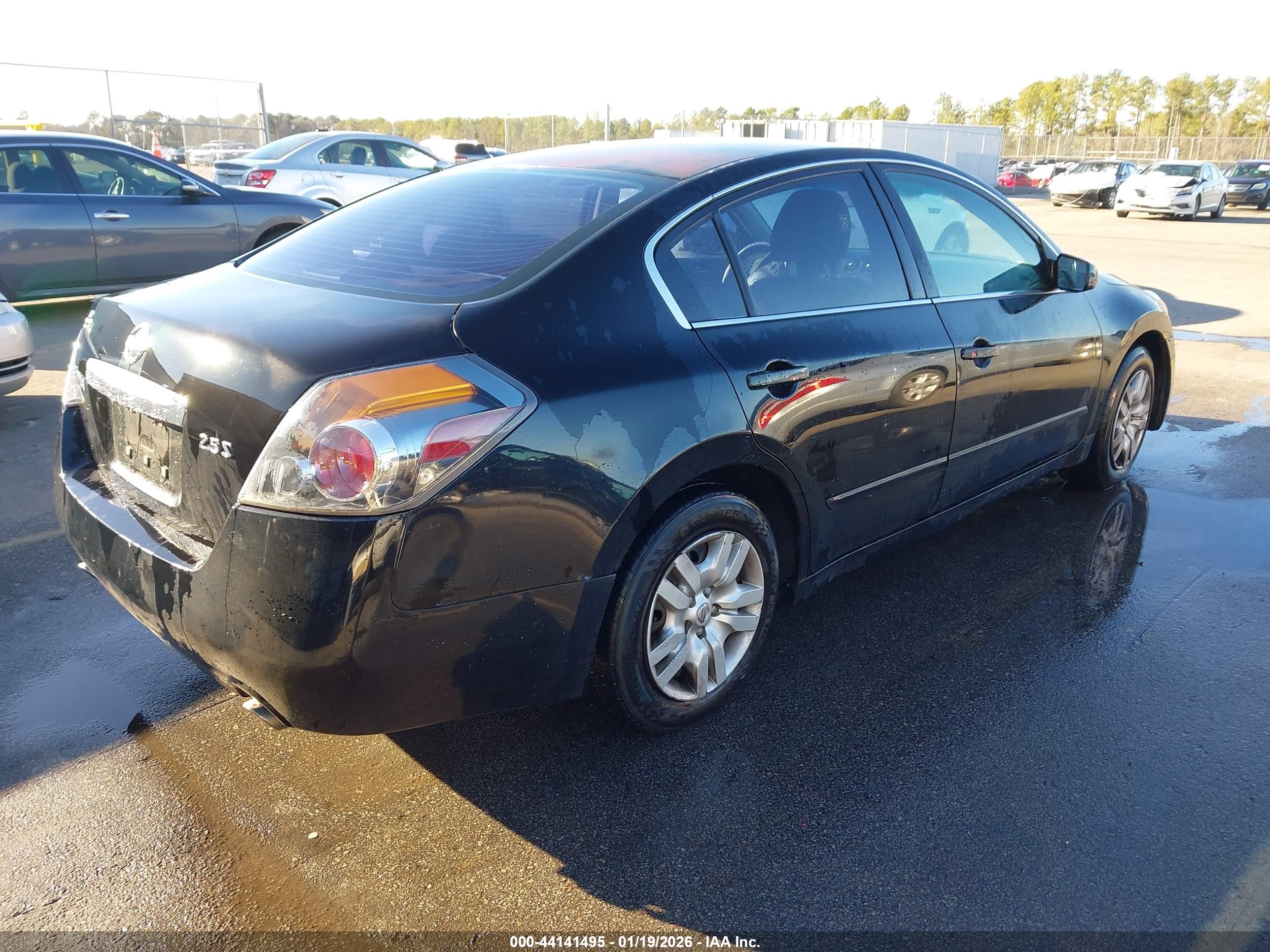 NISSAN ALTIMA image 4