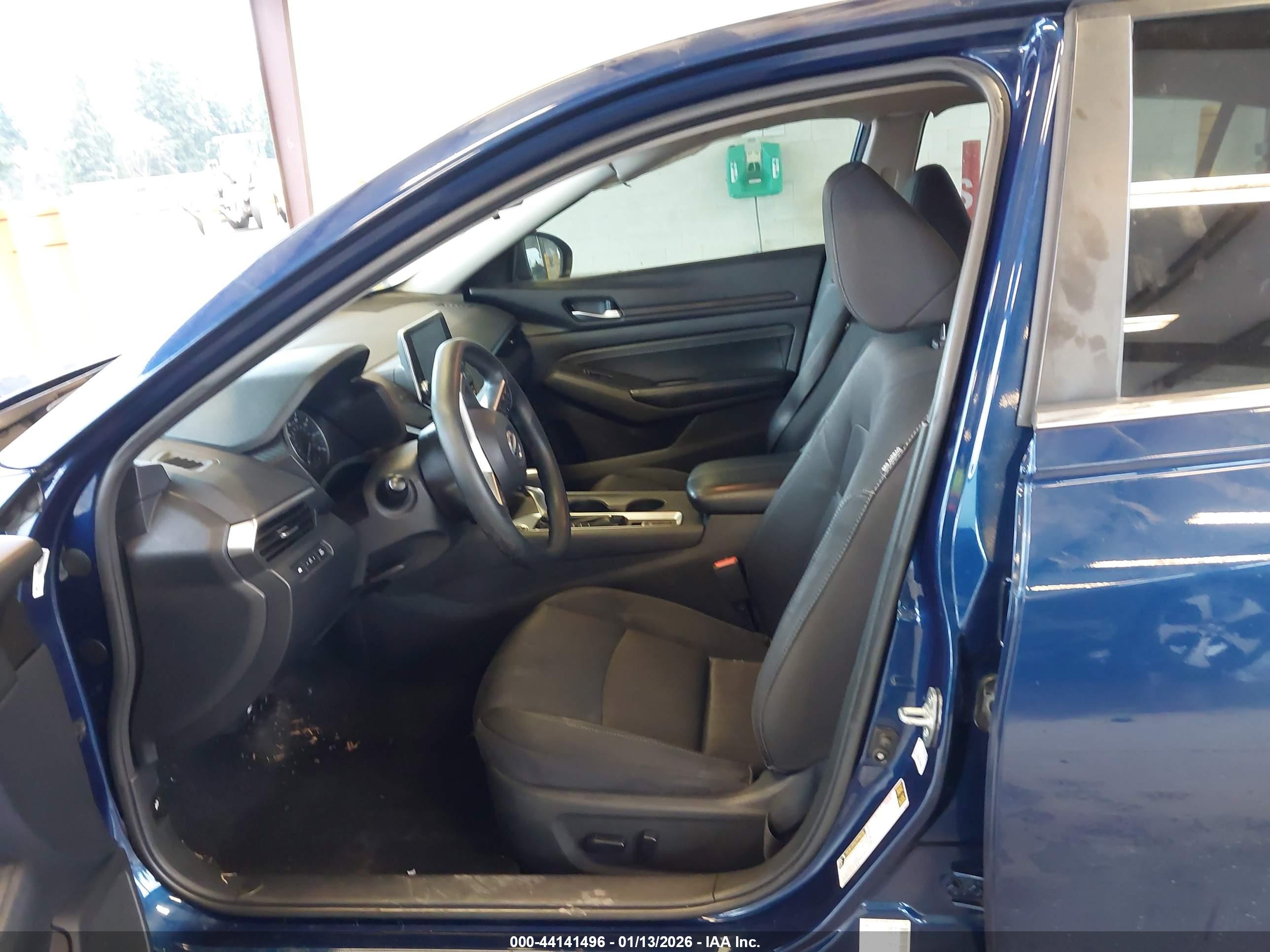 NISSAN ALTIMA image 5