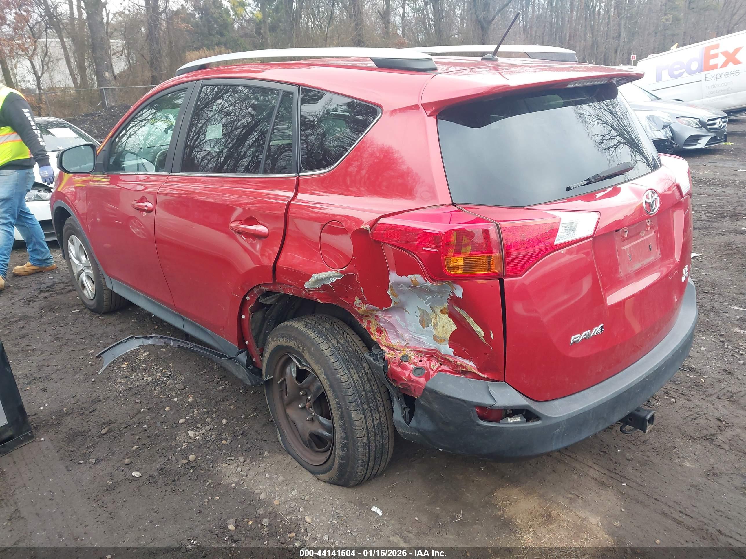 TOYOTA RAV4 image 3