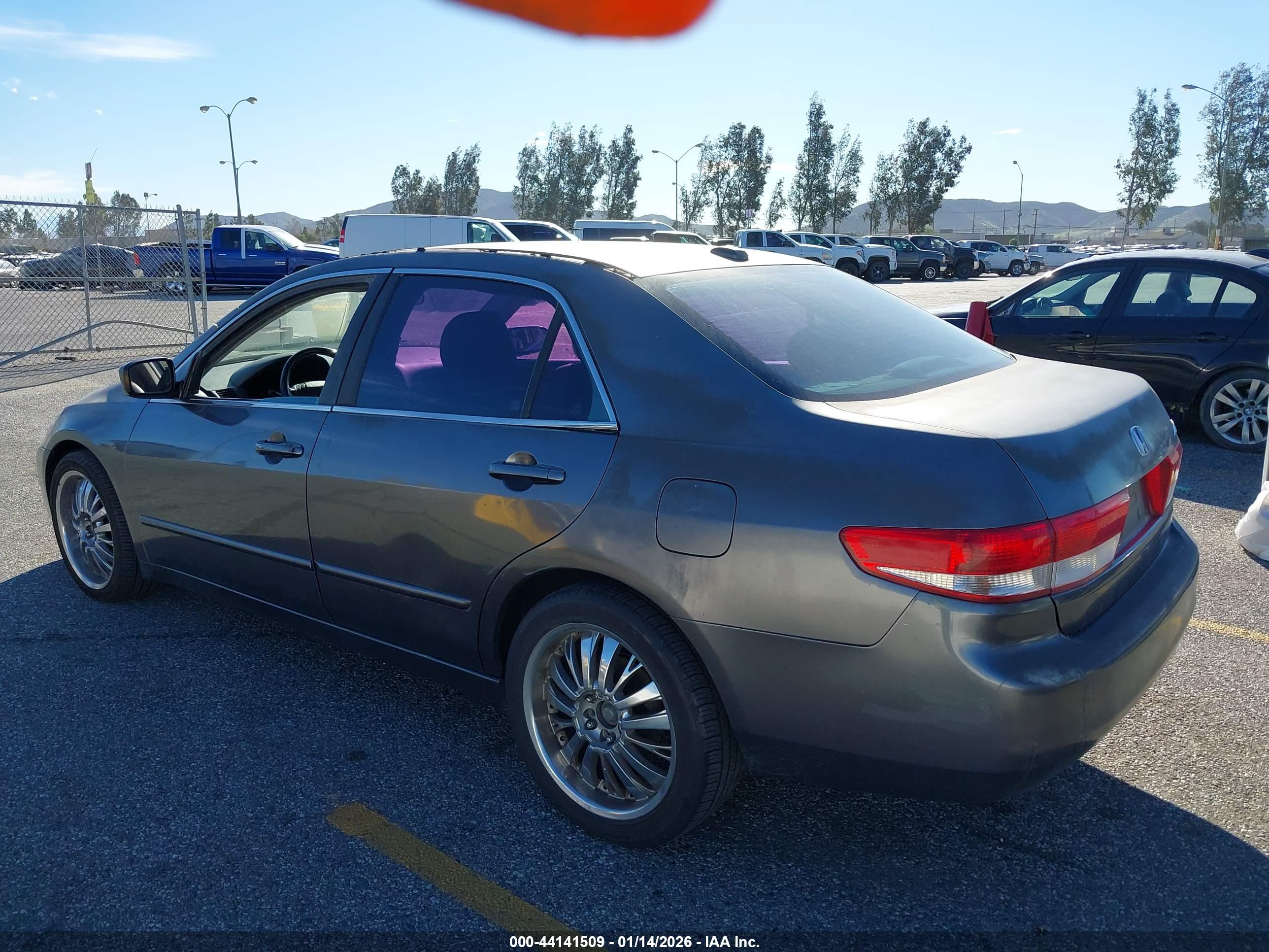 HONDA ACCORD image 3