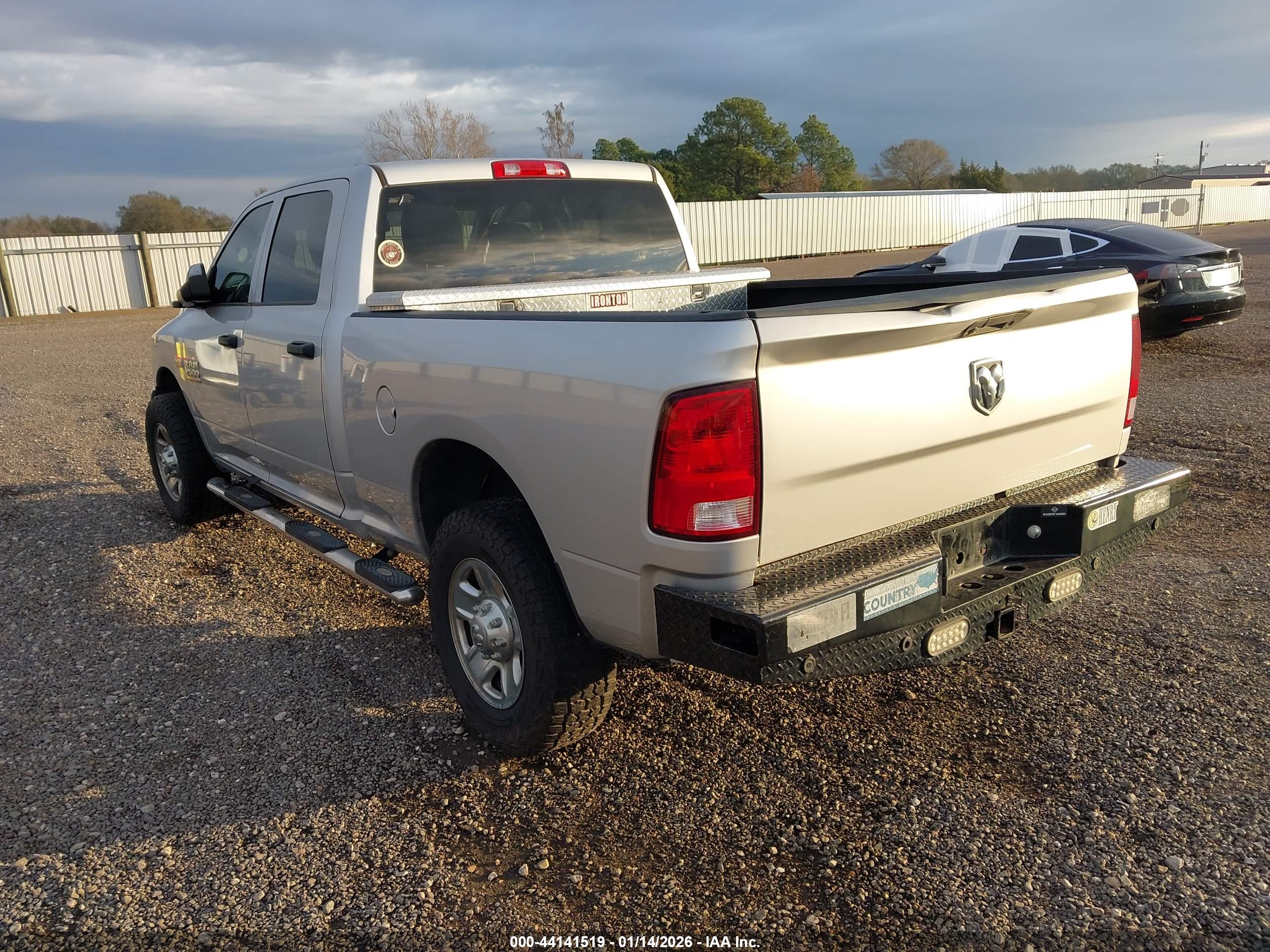 RAM 2500 image 3