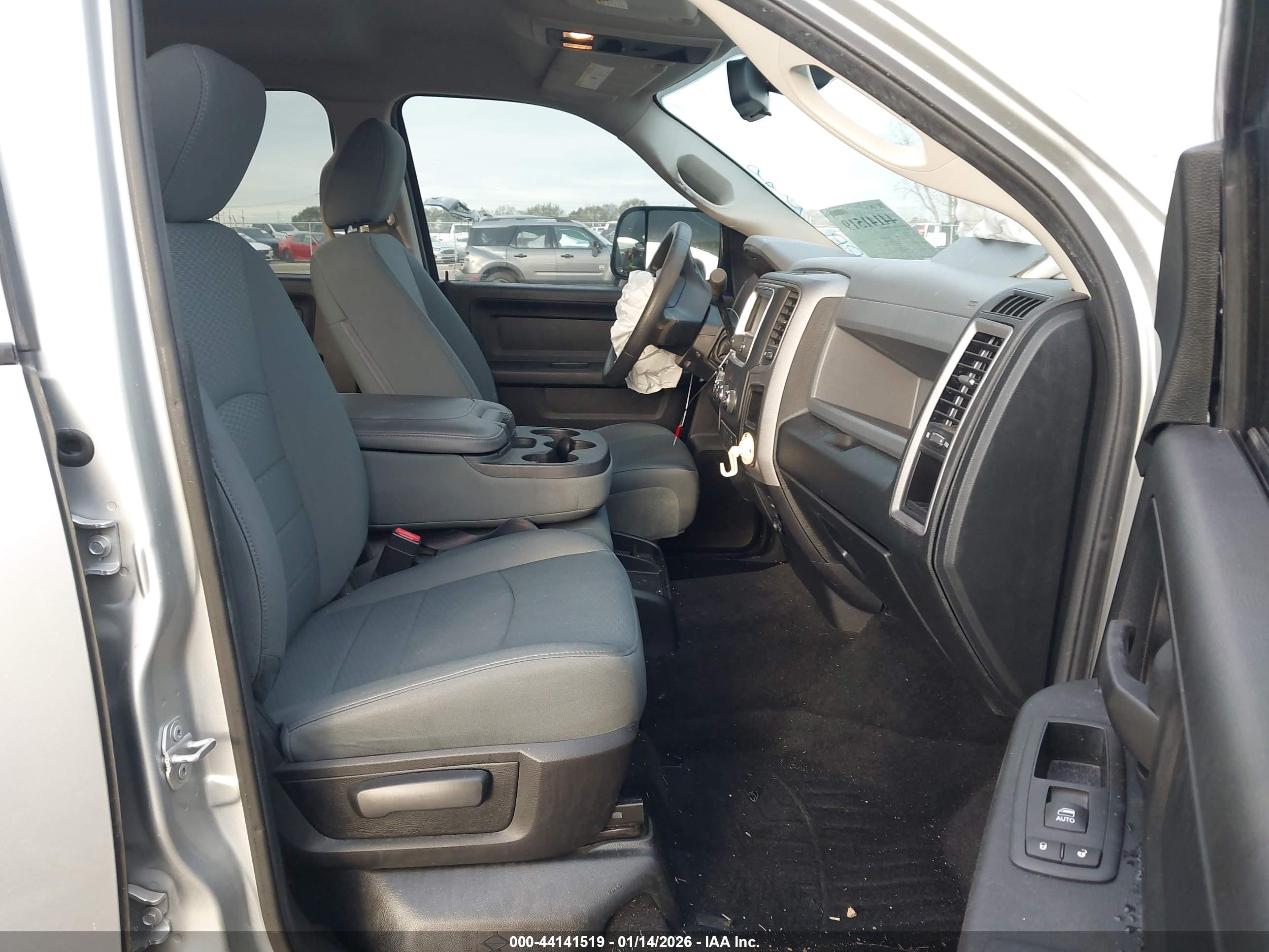 RAM 2500 image 5