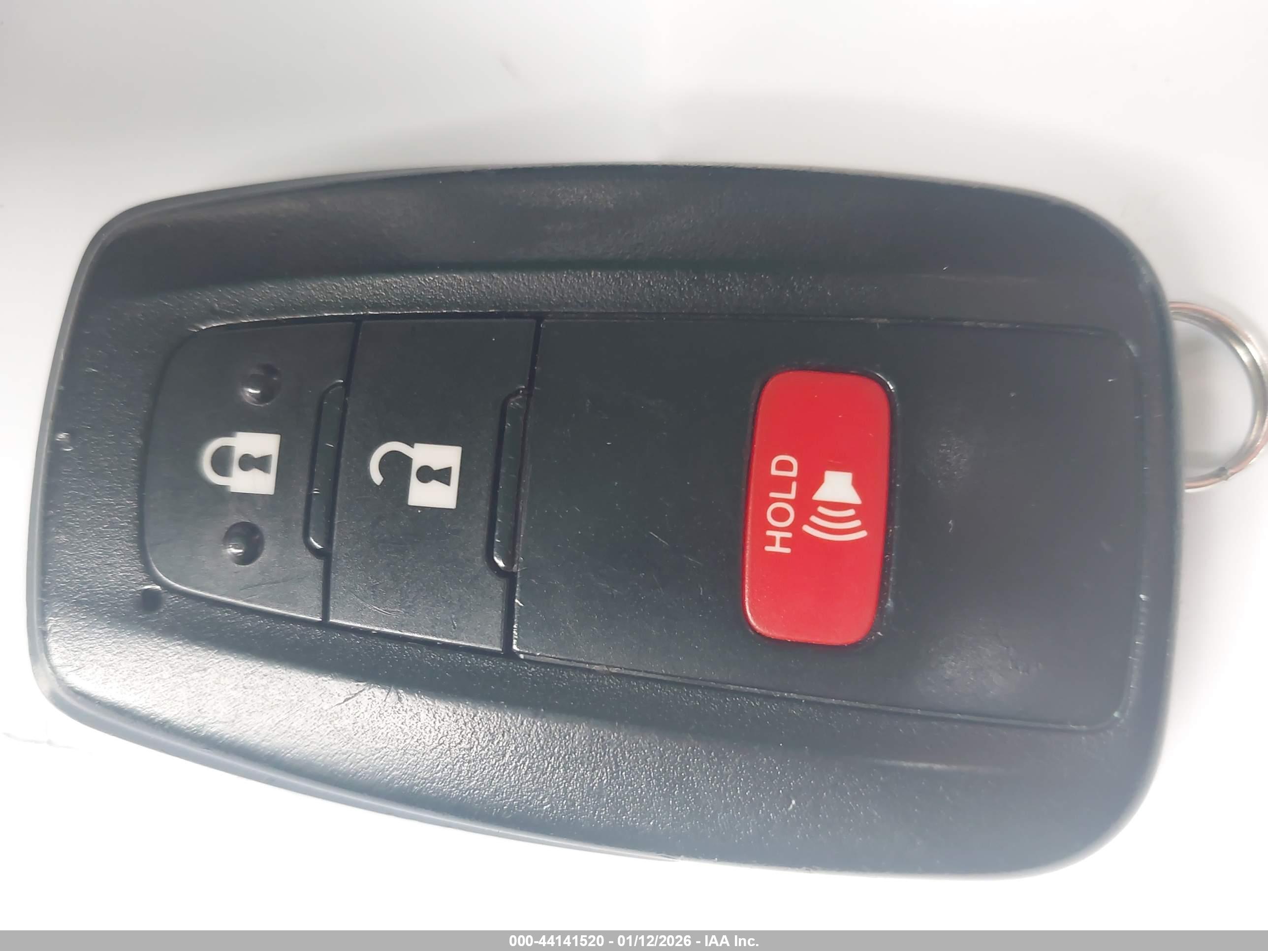 TOYOTA PRIUS image 11