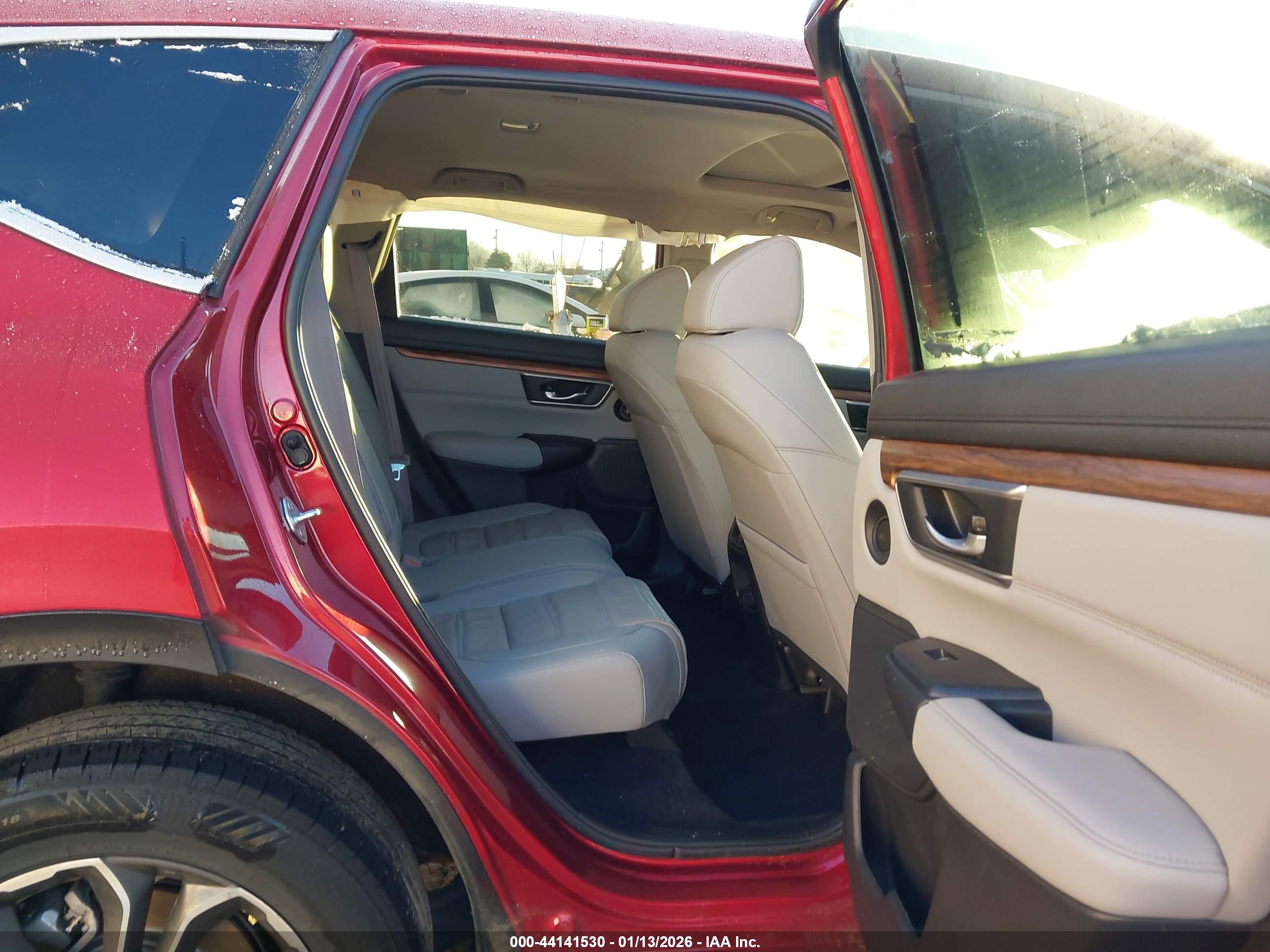 HONDA CR-V image 8