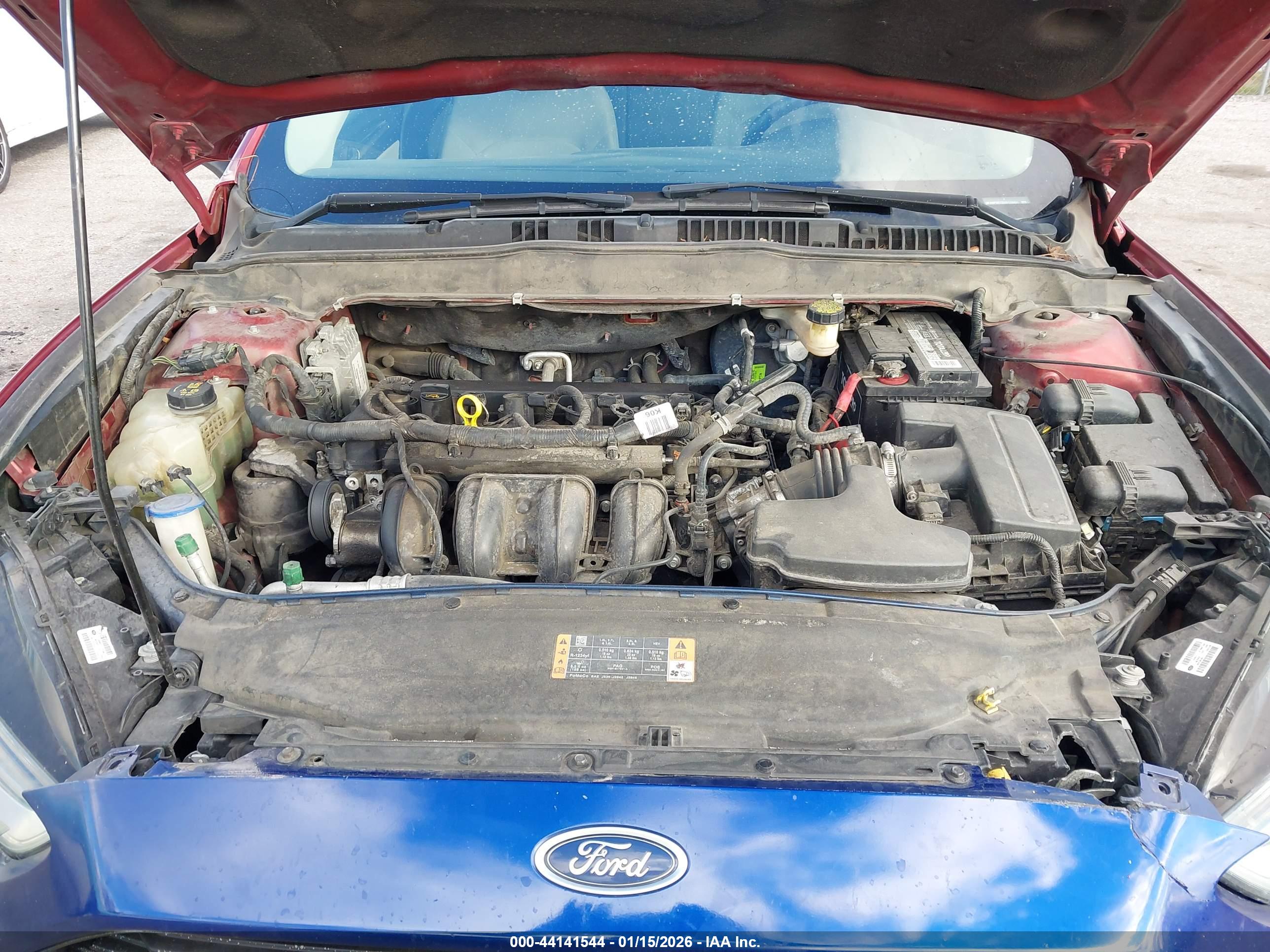 FORD FUSION image 10
