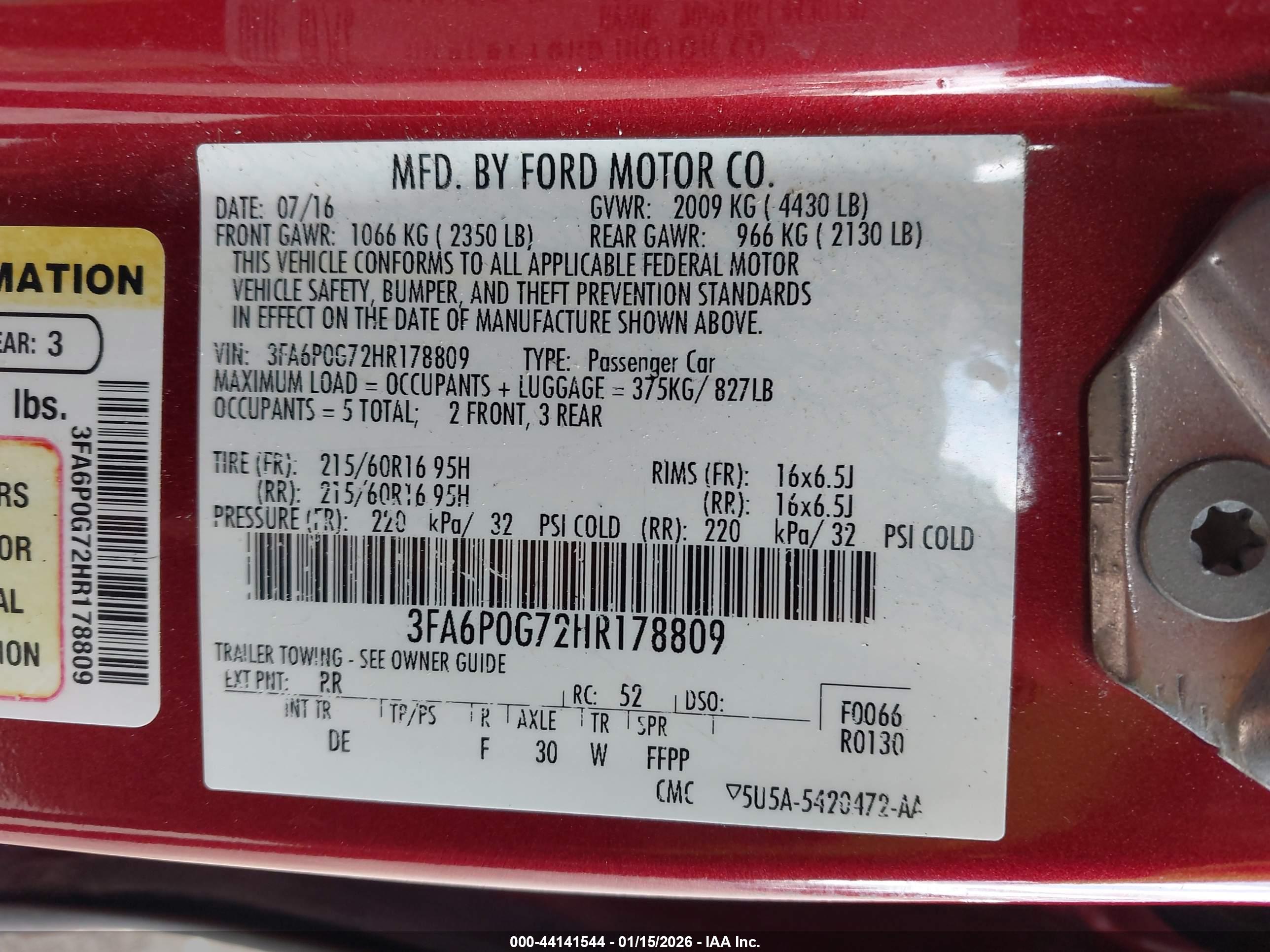 FORD FUSION image 9