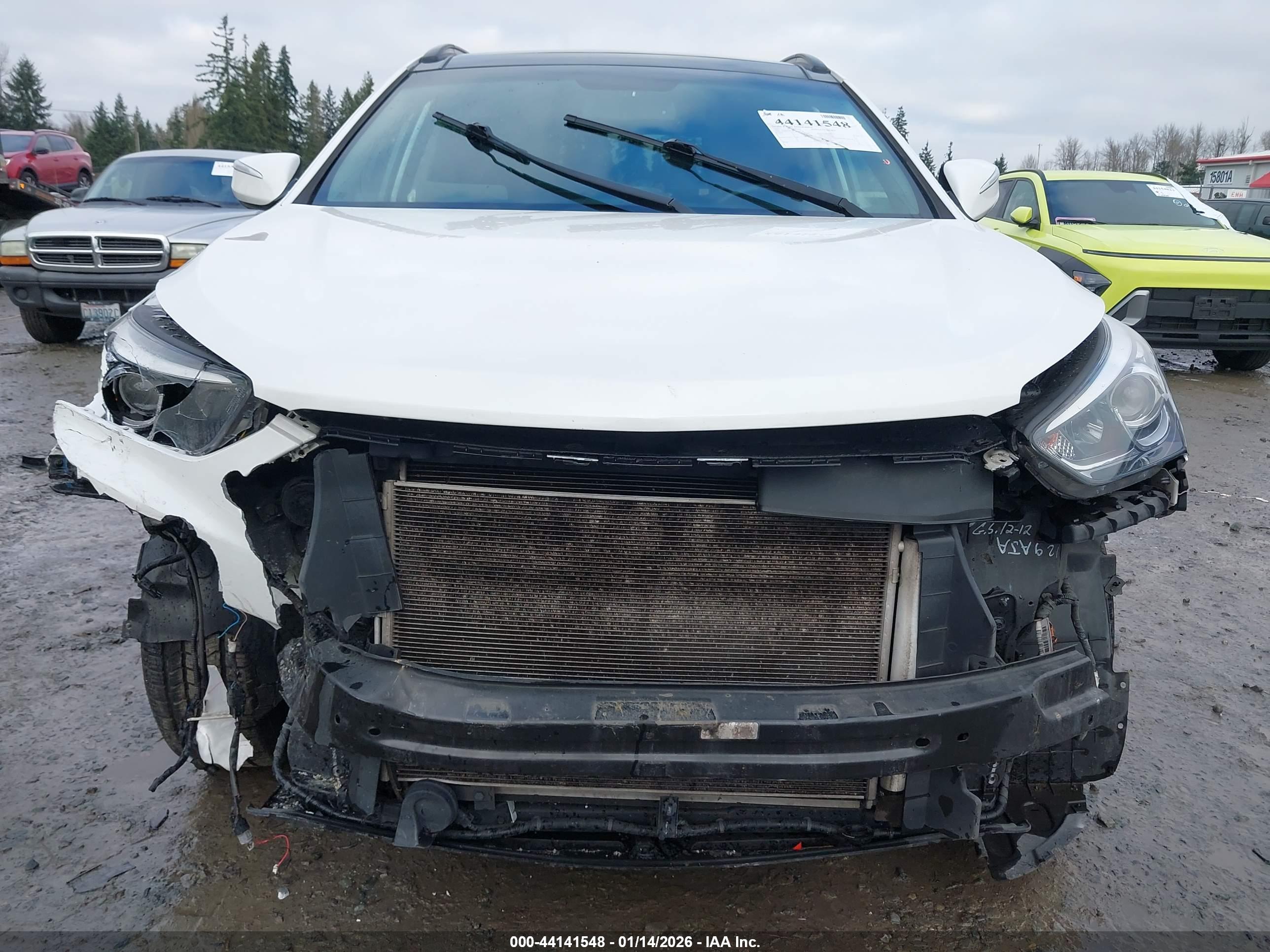 HYUNDAI SANTA image 6