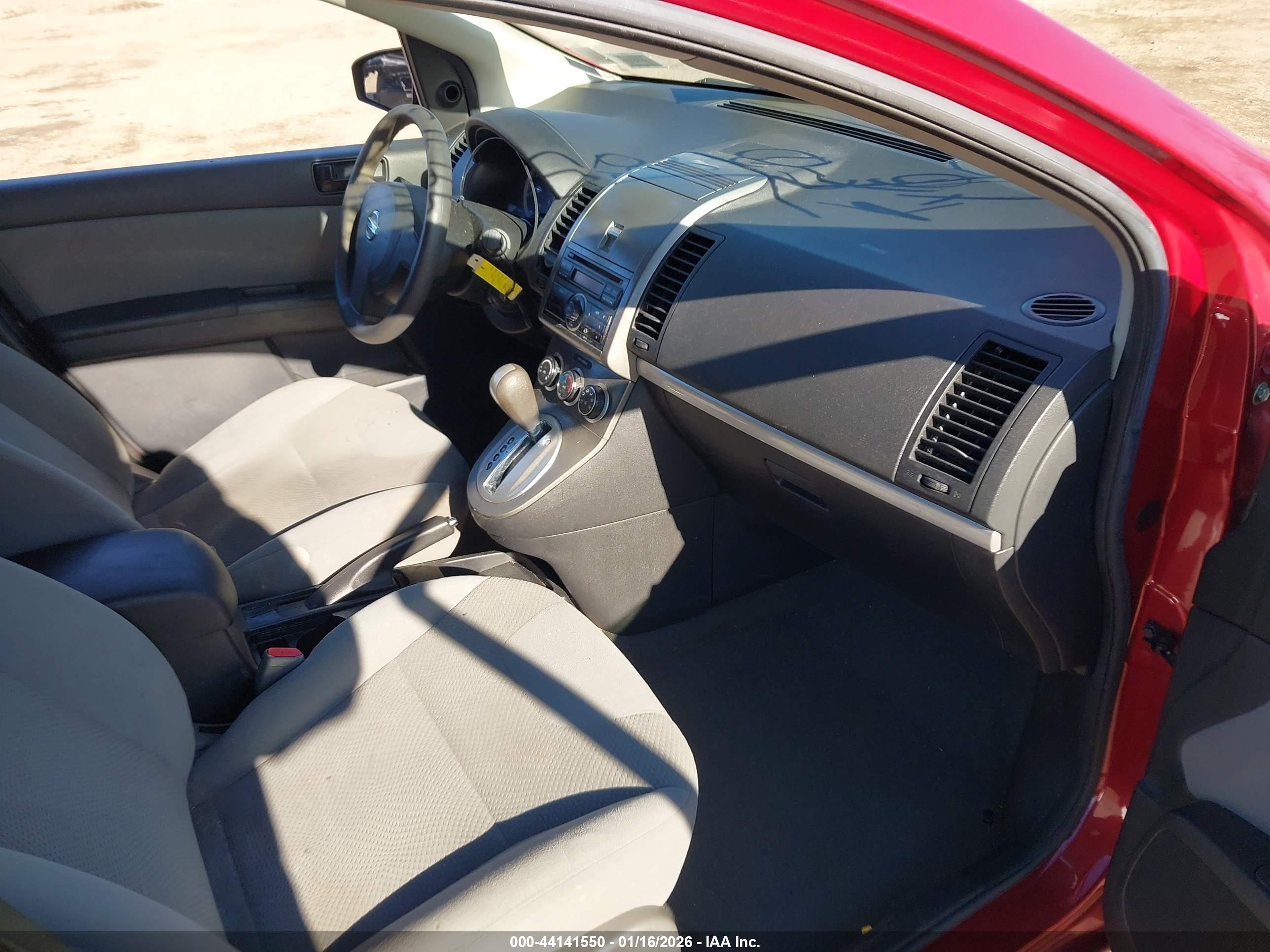 NISSAN SENTRA image 5