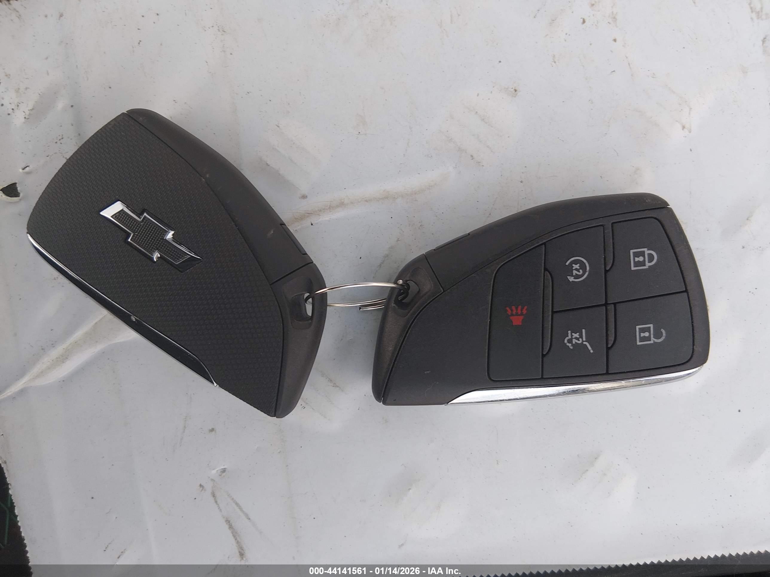 CHEVROLET BLAZER image 11