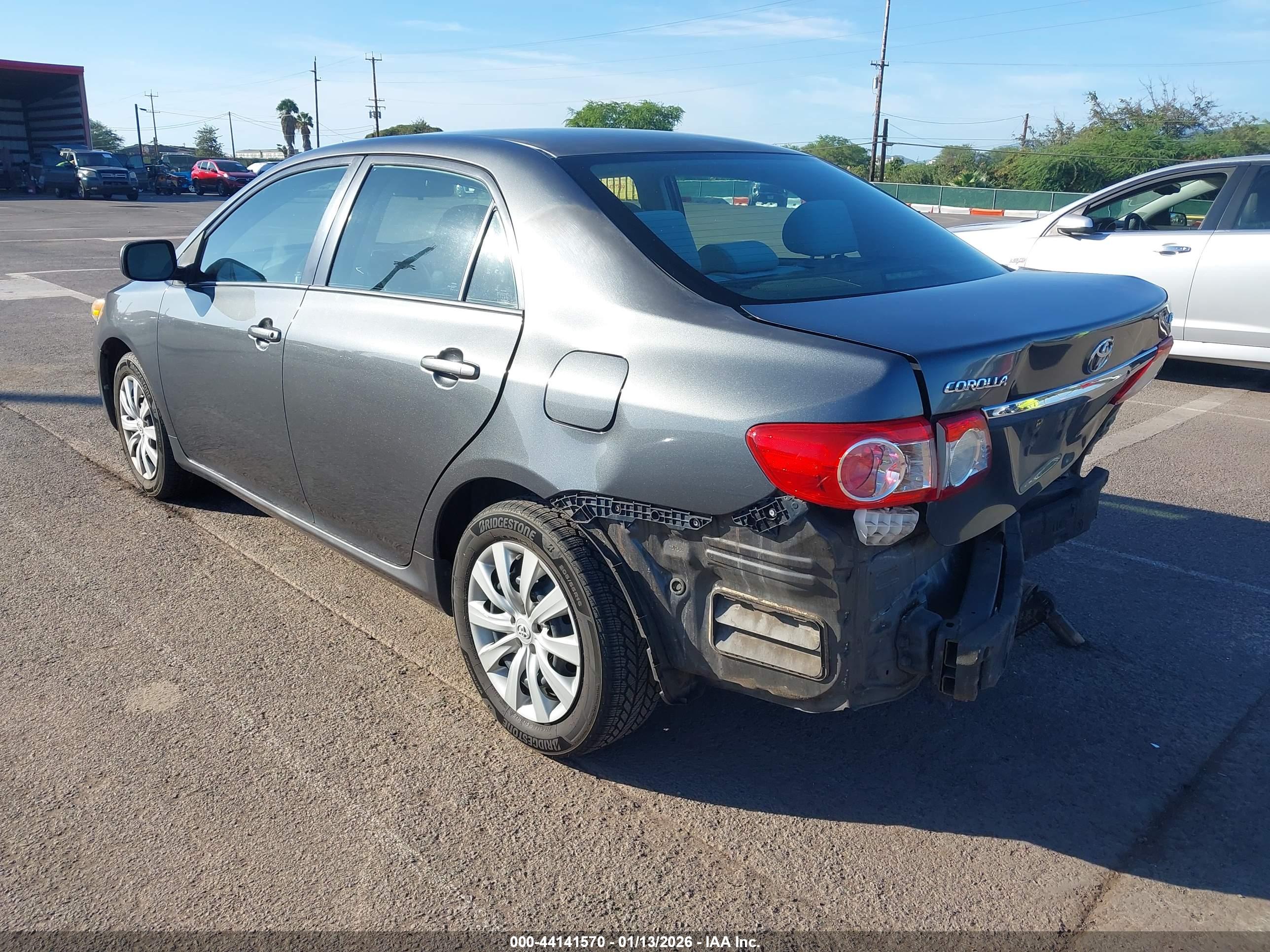 TOYOTA COROLLA image 3