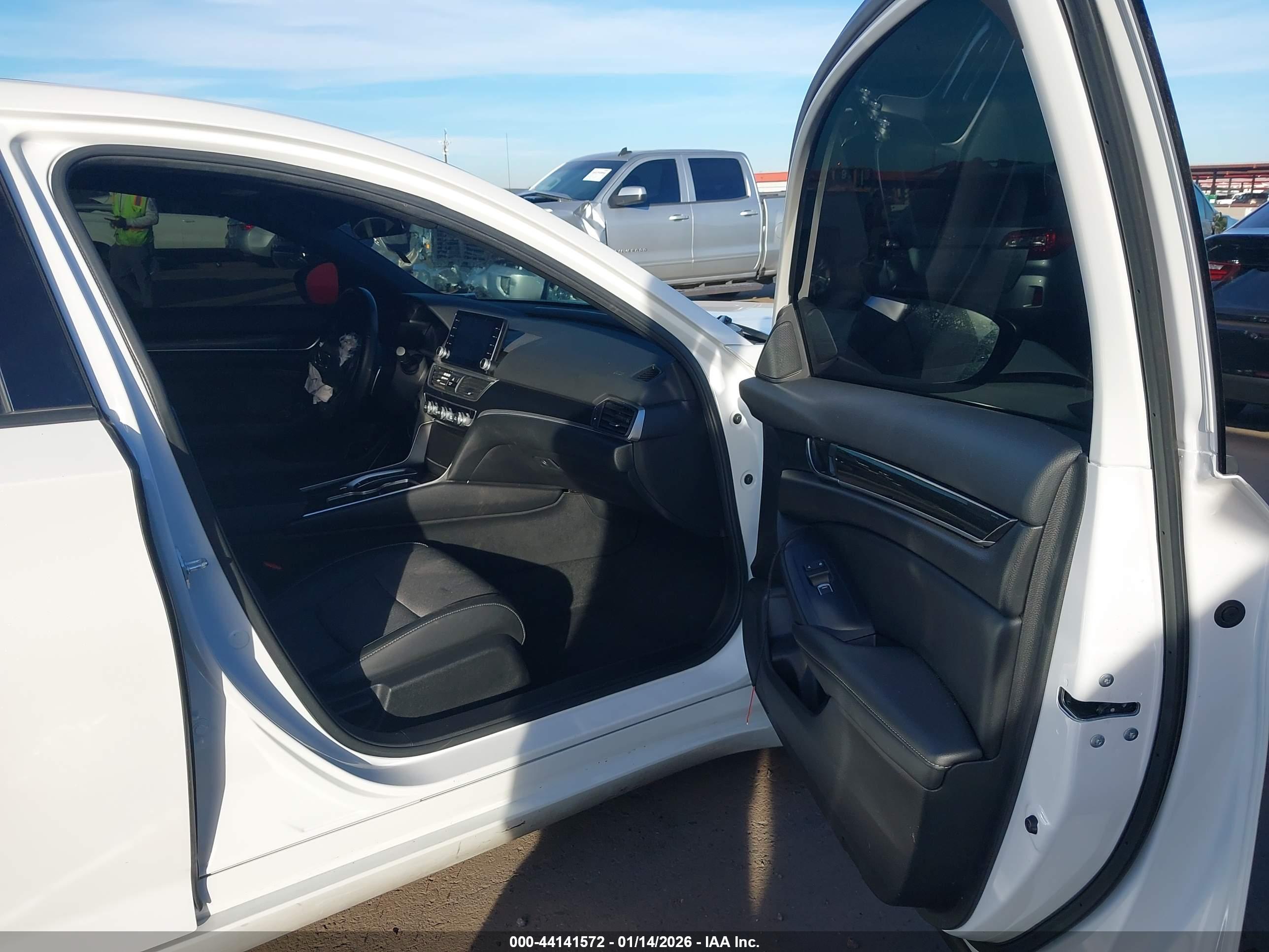 HONDA ACCORD image 5