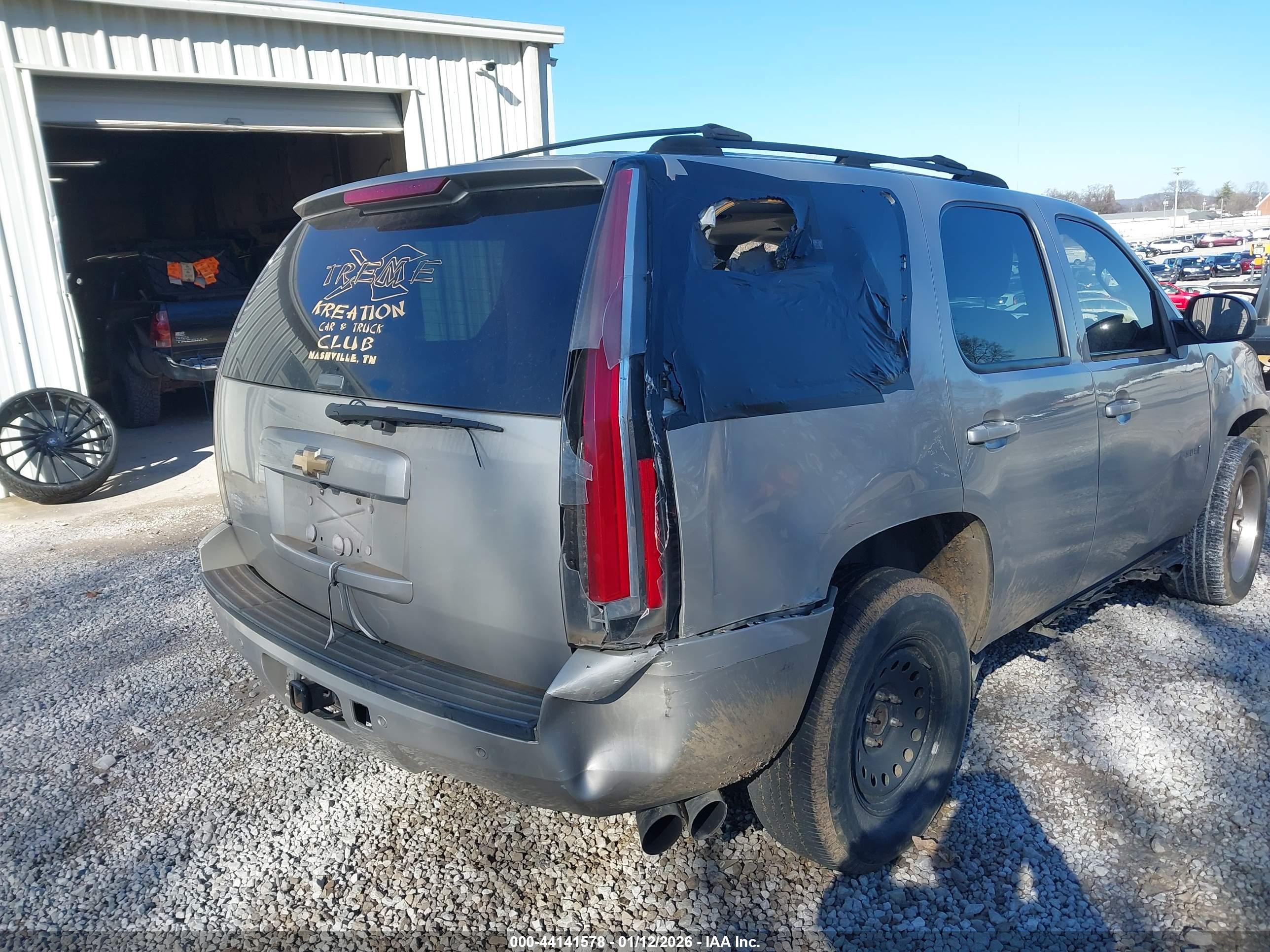 CHEVROLET TAHOE image 6