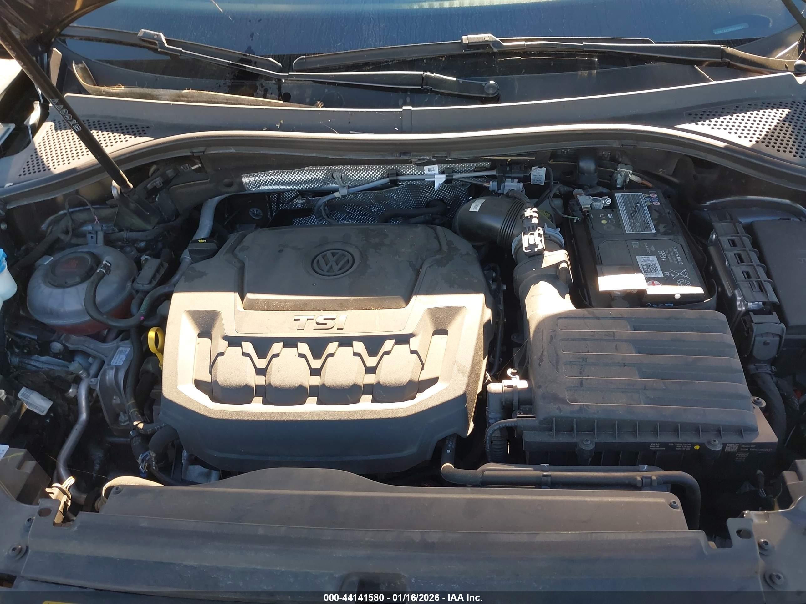 VOLKSWAGEN TIGUAN image 10