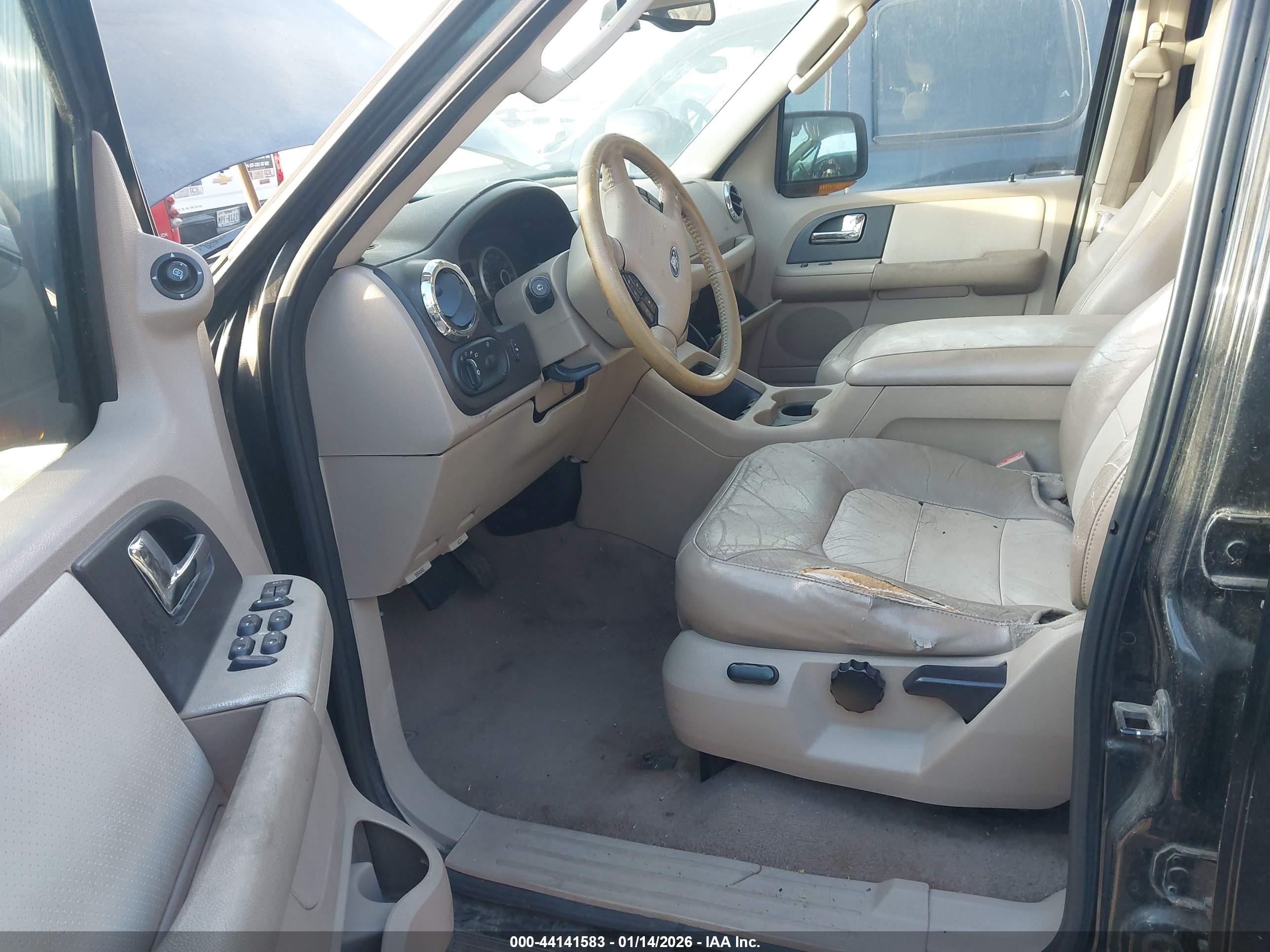 FORD EXPEDITION image 5