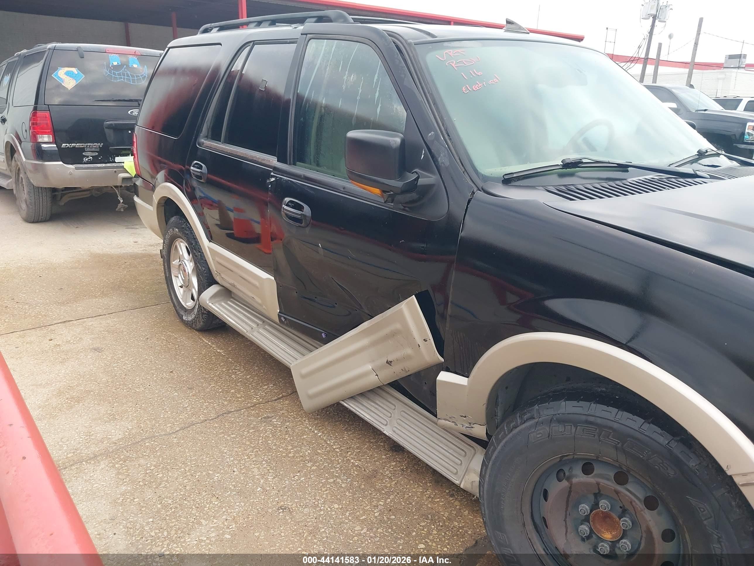 FORD EXPEDITION image 6