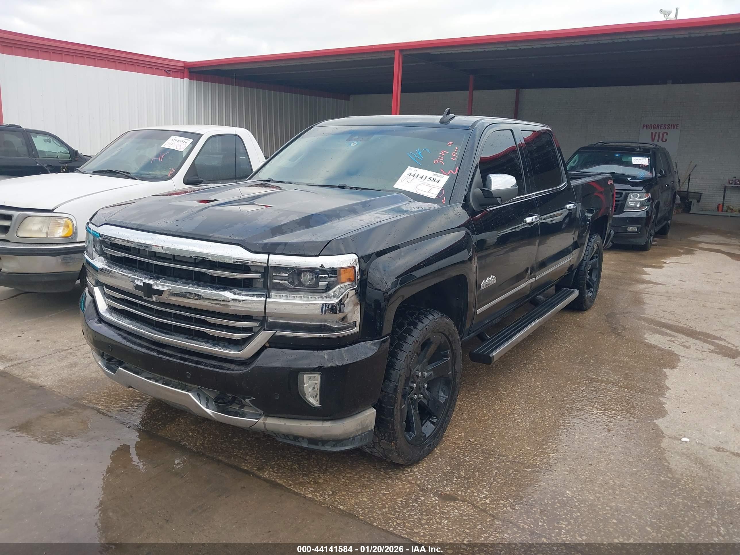 CHEVROLET SILVERADO image 2