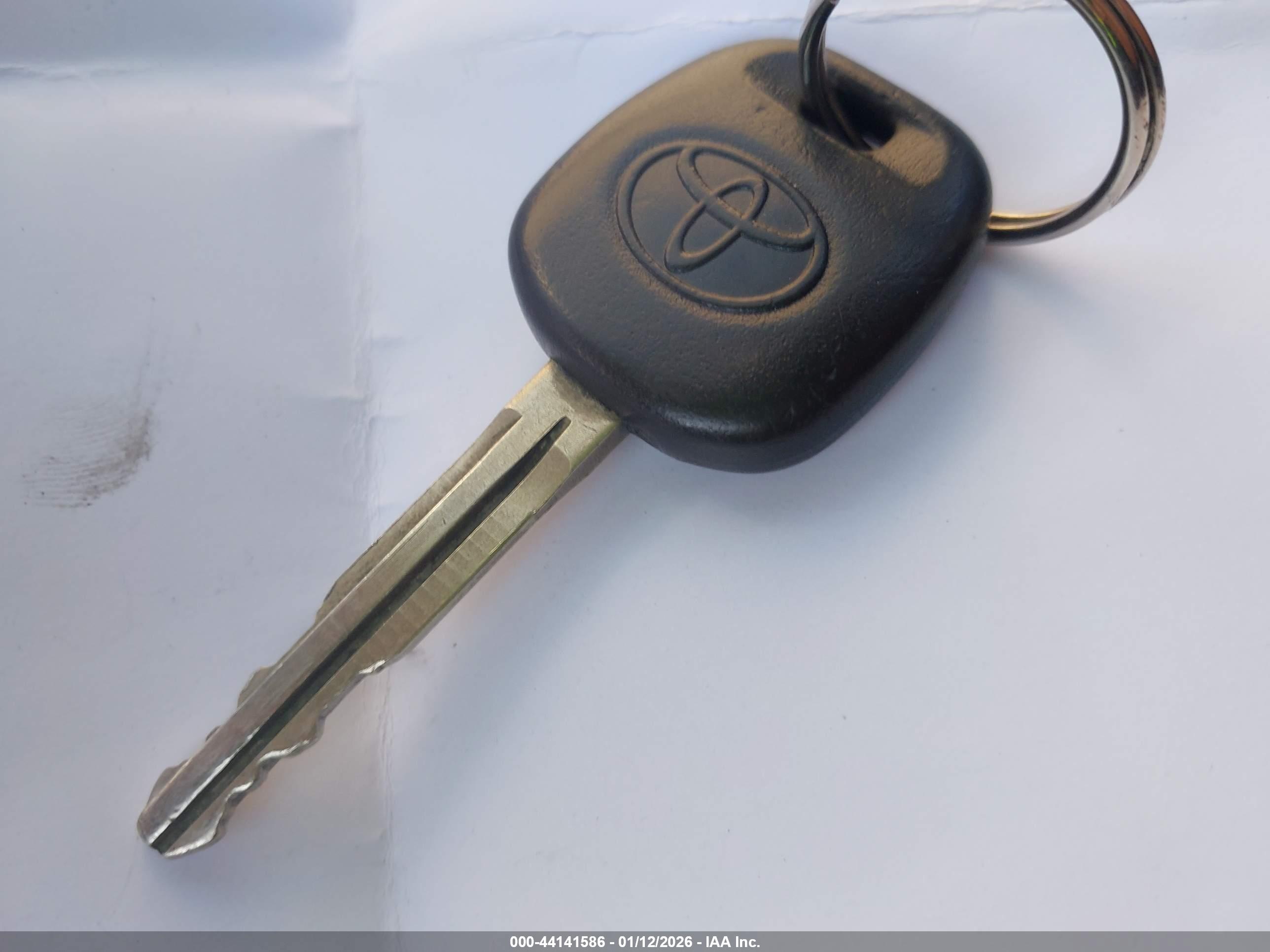 TOYOTA COROLLA image 11