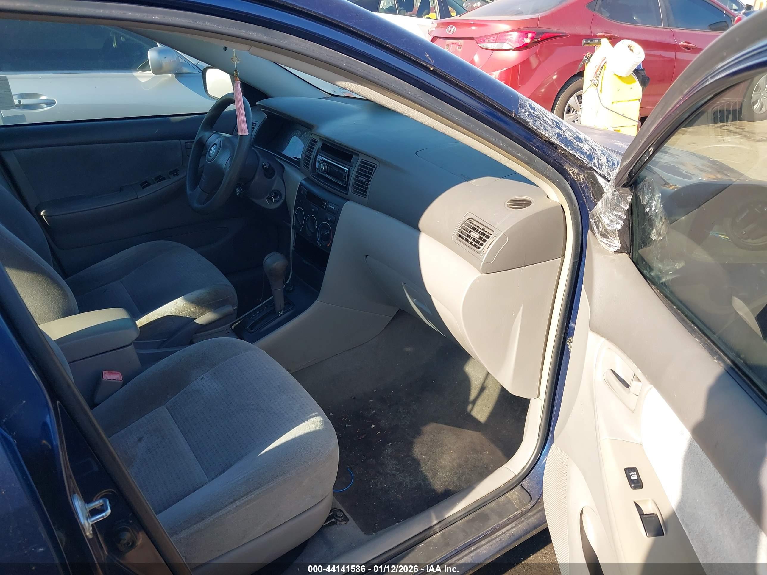 TOYOTA COROLLA image 5