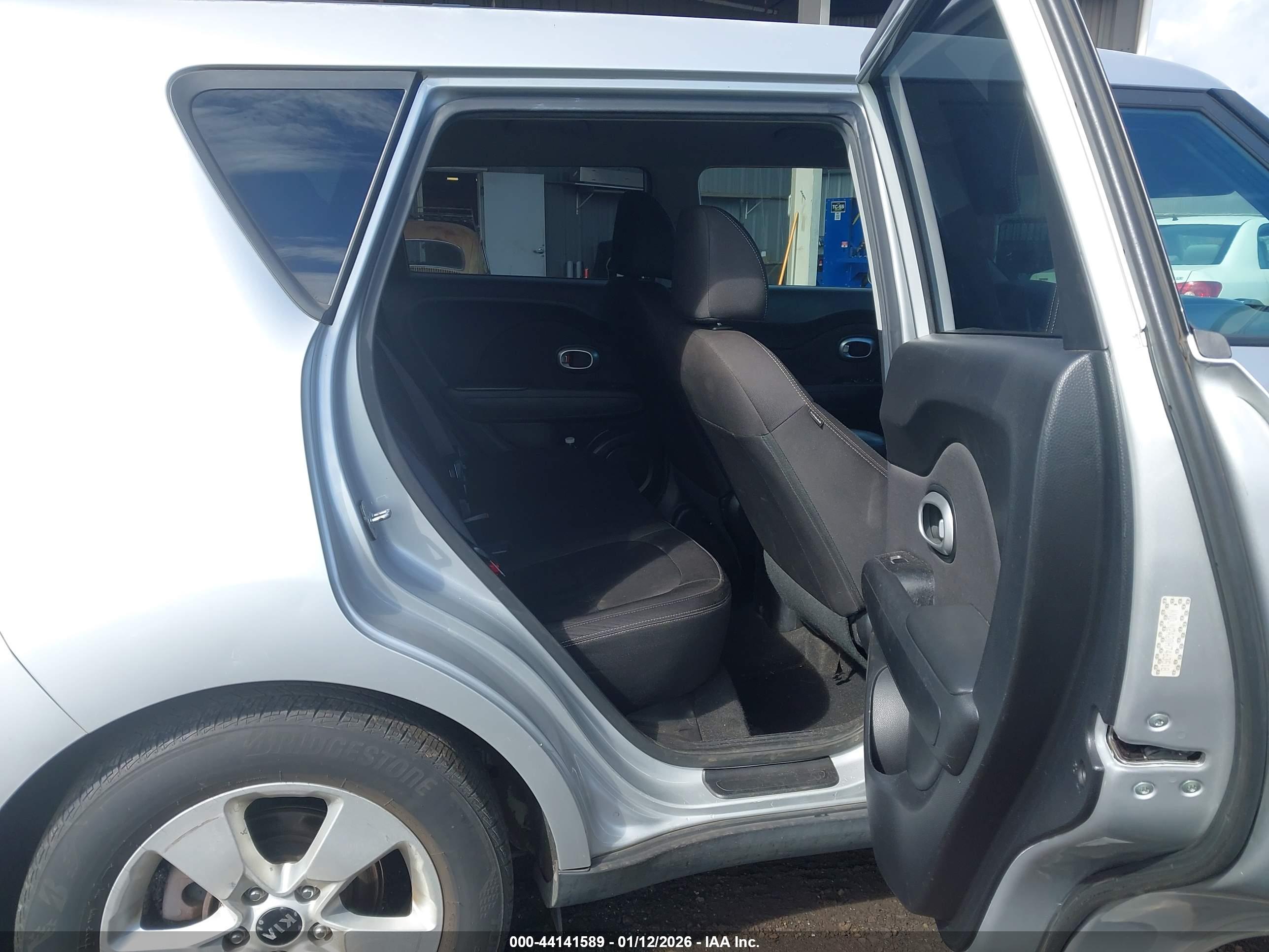 KIA SOUL image 8