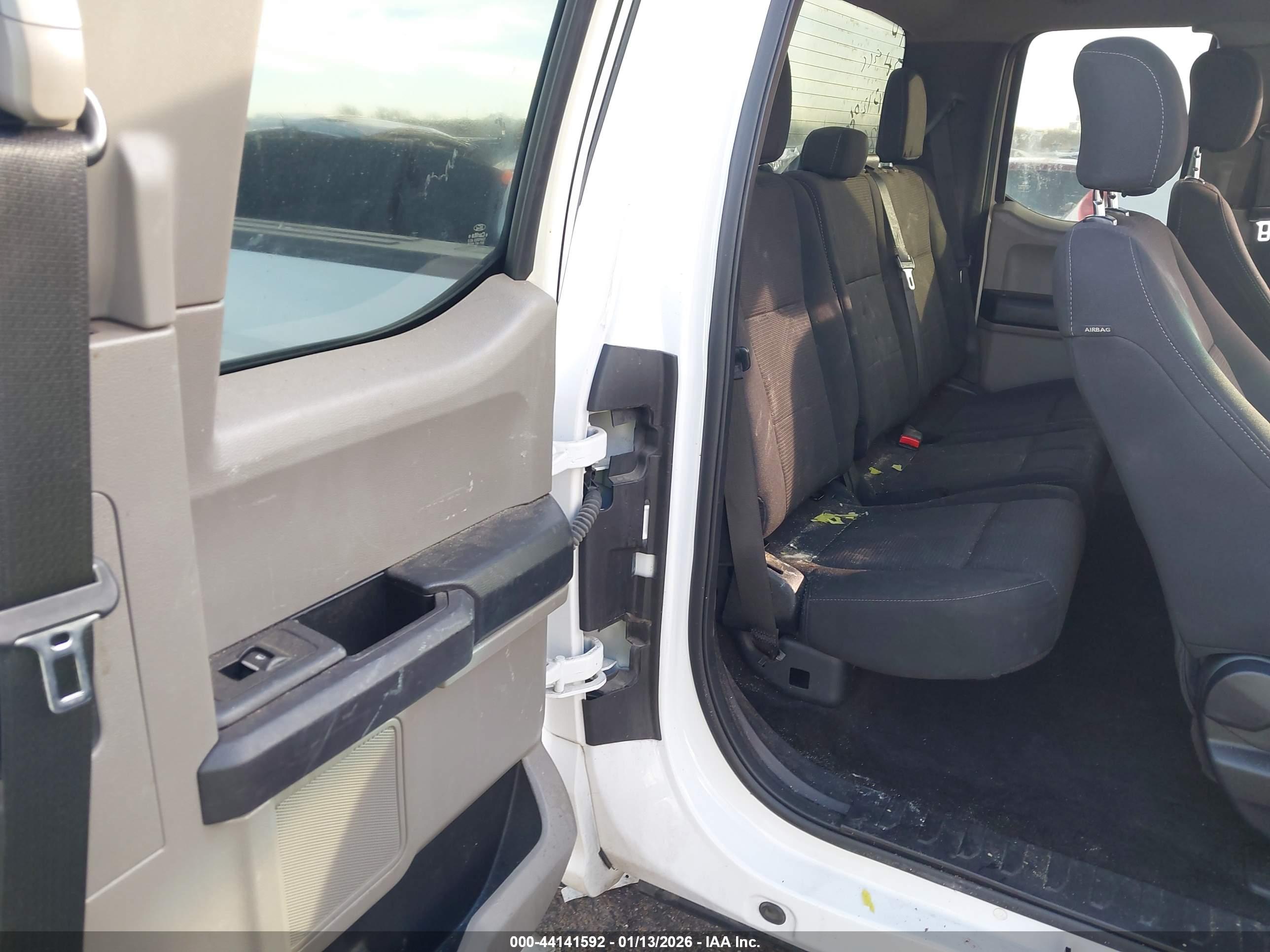 FORD F-150 image 8